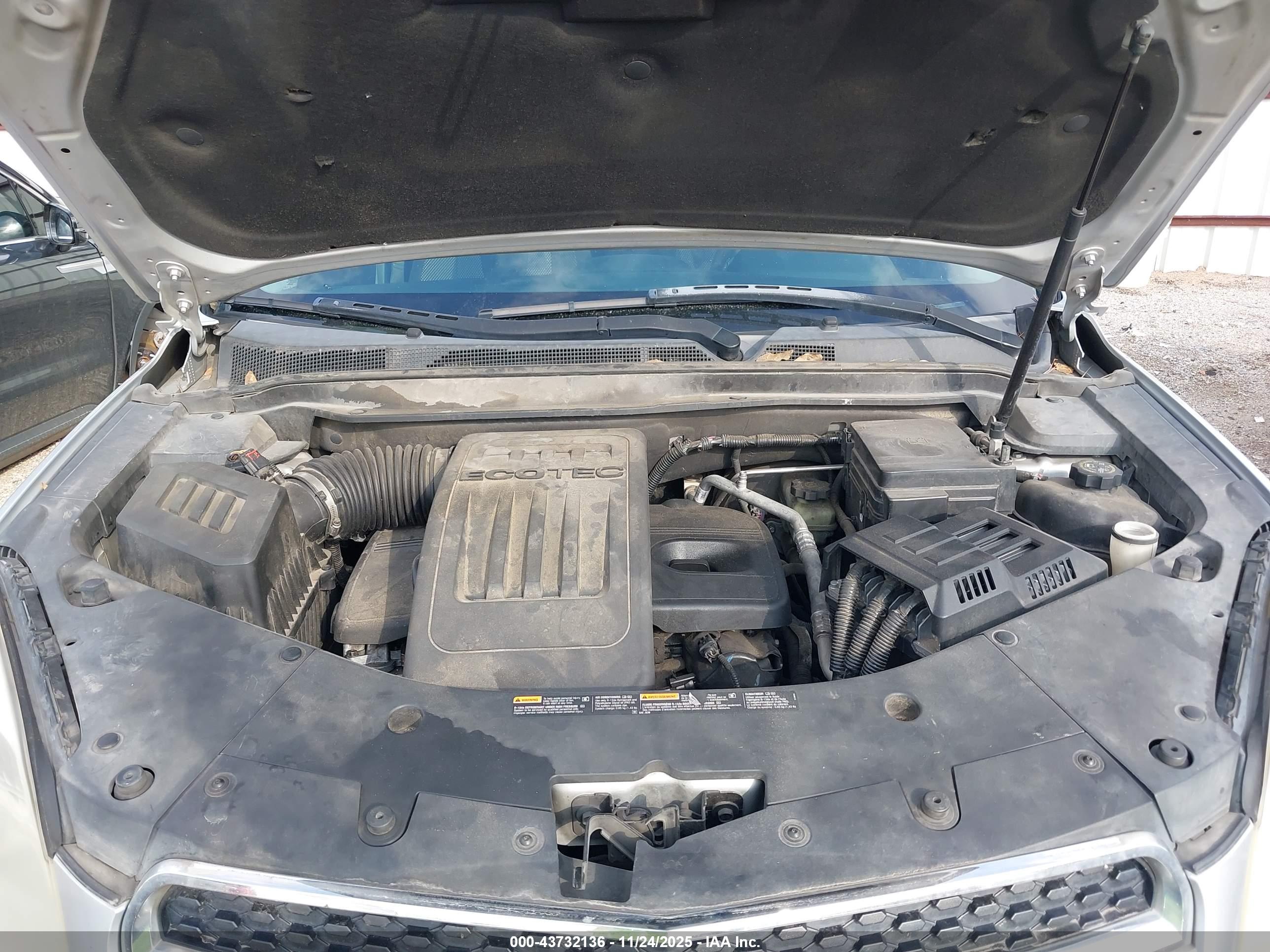 CHEVROLET EQUINOX image 10