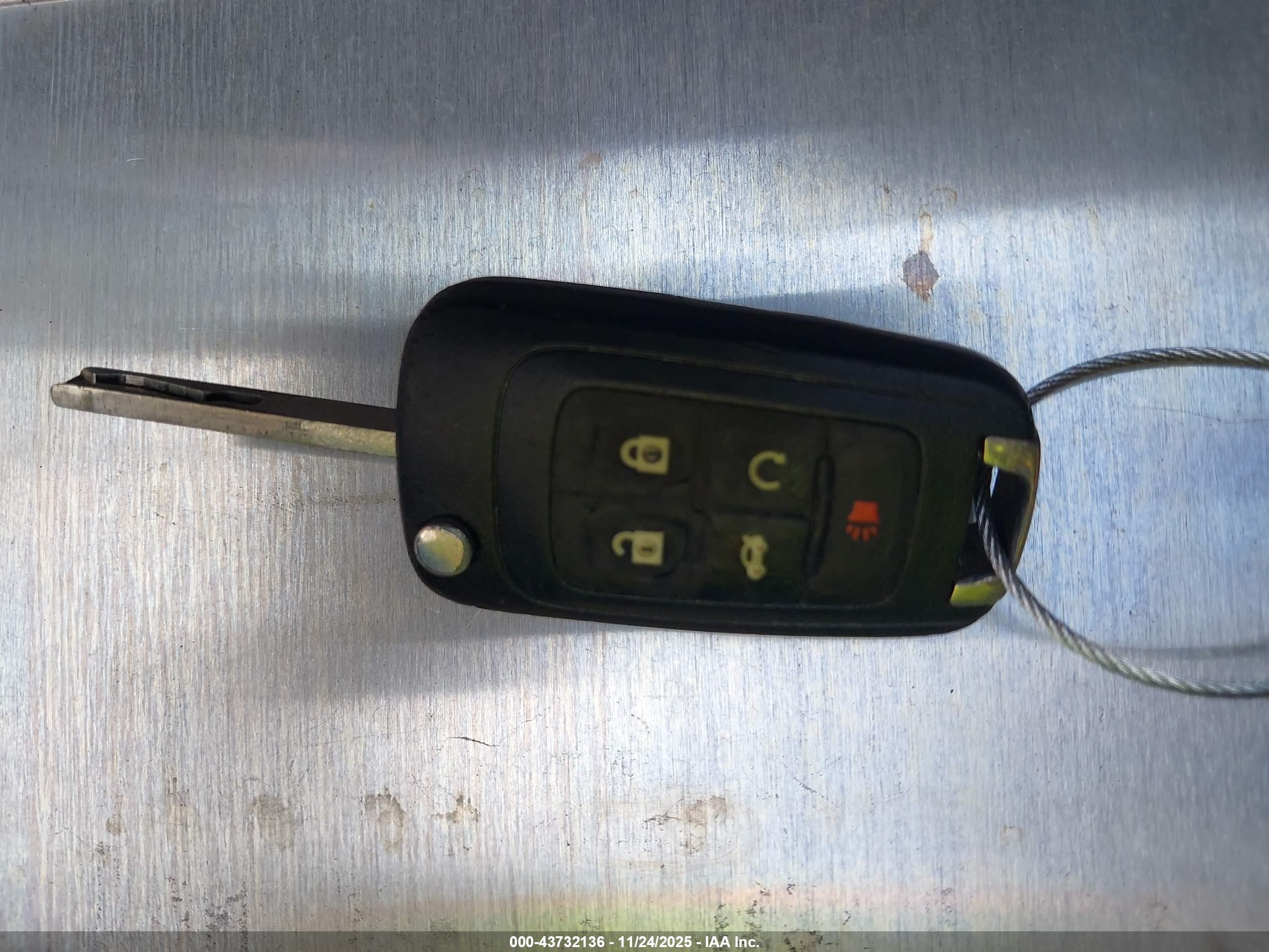 CHEVROLET EQUINOX image 11