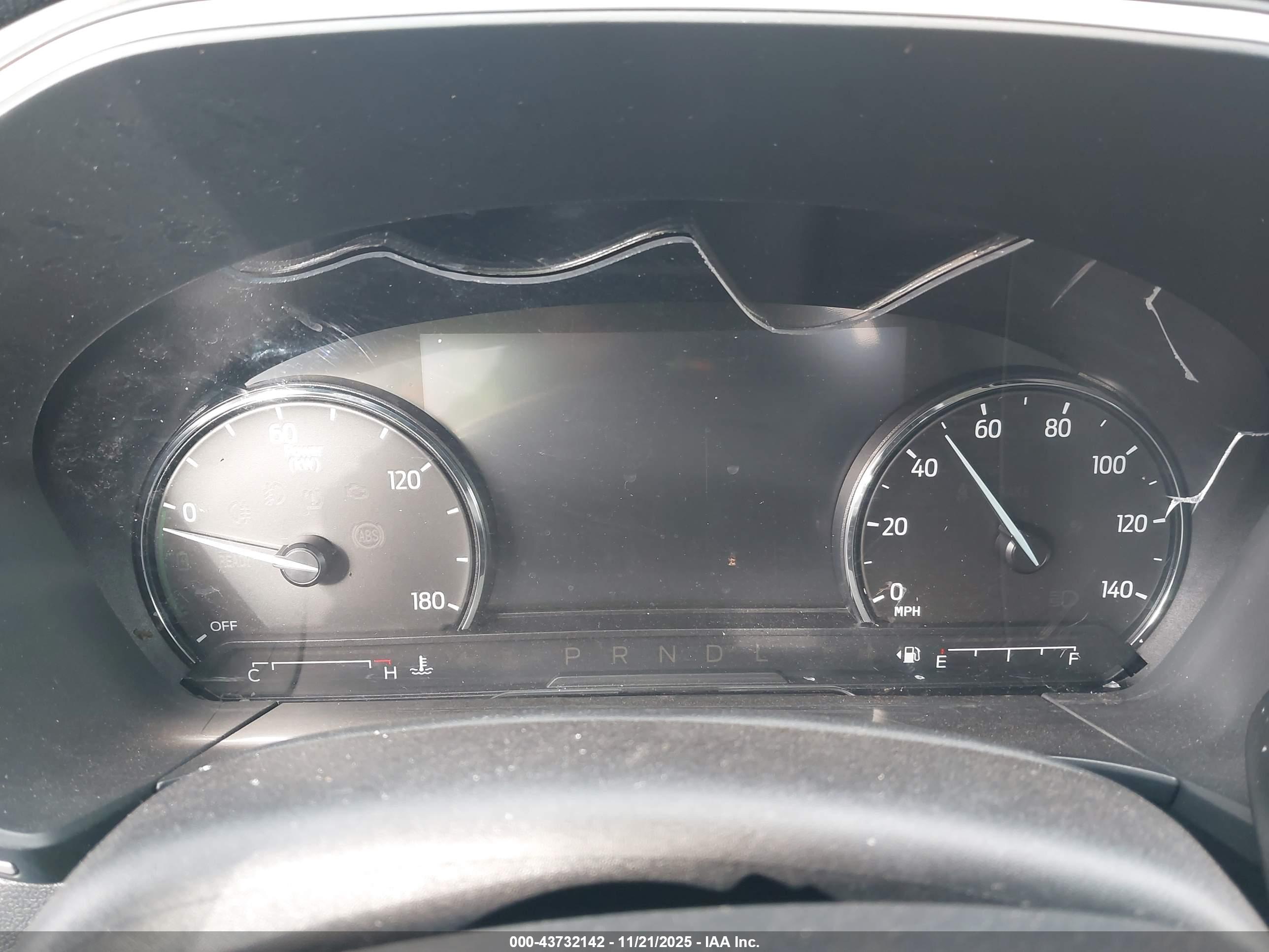 FORD ESCAPE image 7
