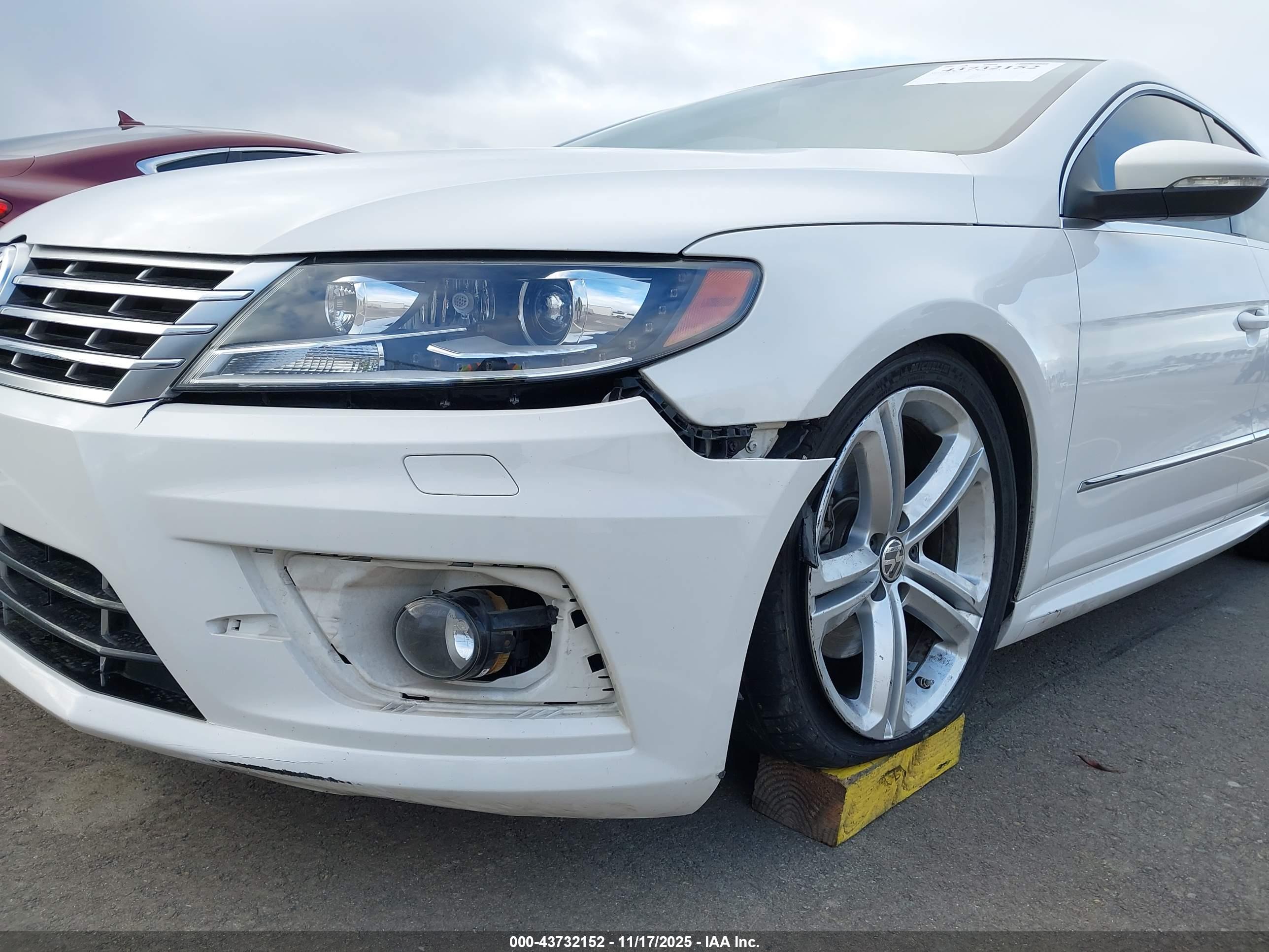 VOLKSWAGEN CC image 6