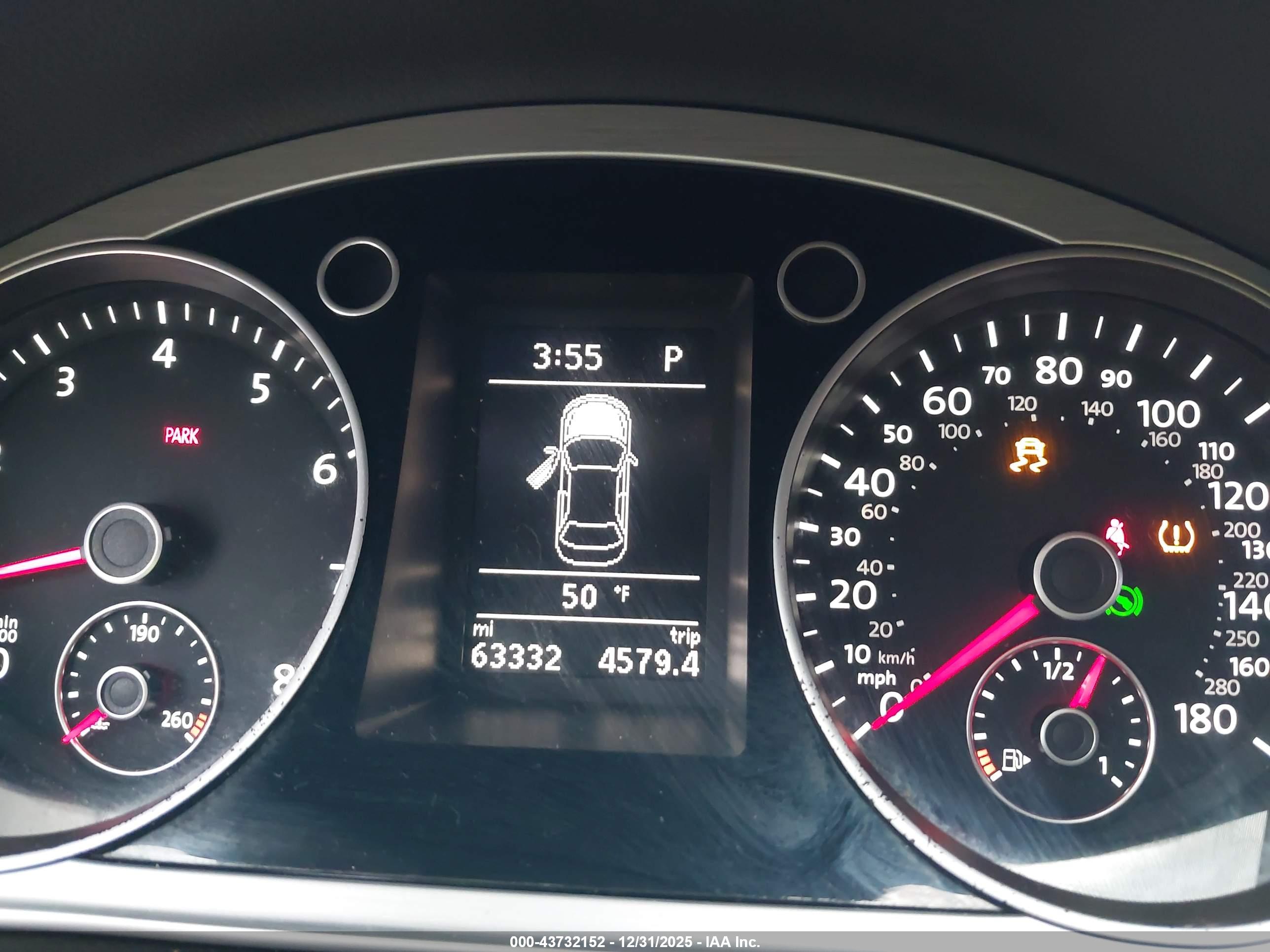 VOLKSWAGEN CC image 7