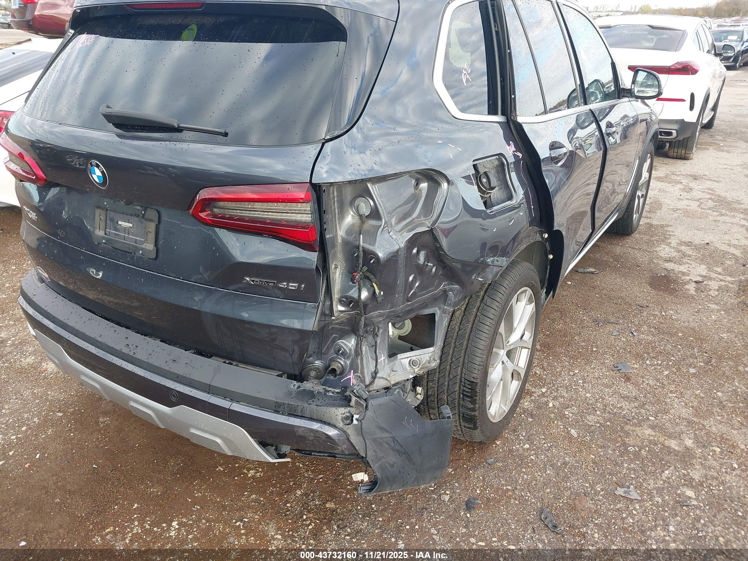 BMW X5 image 6