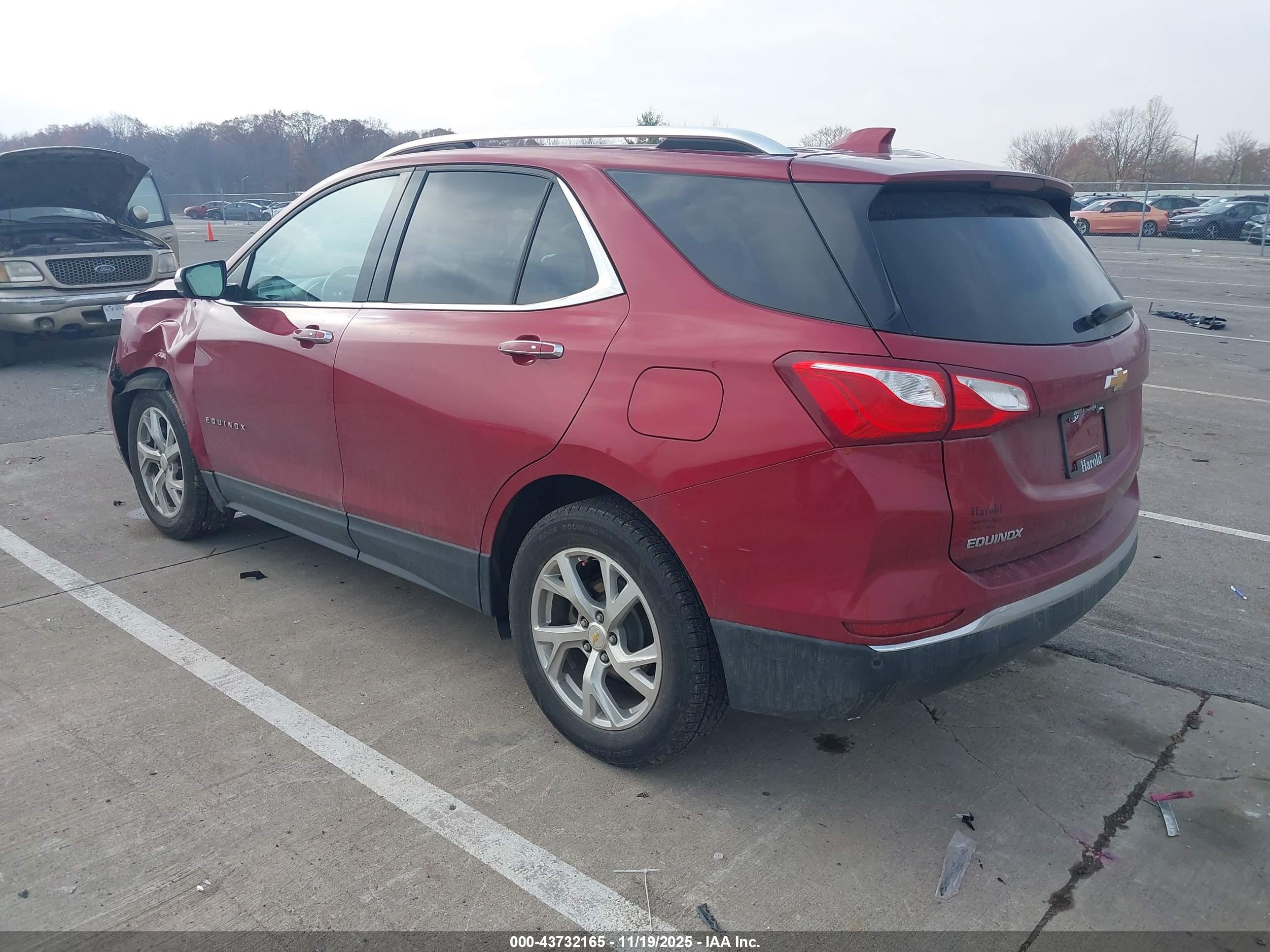 CHEVROLET EQUINOX image 3