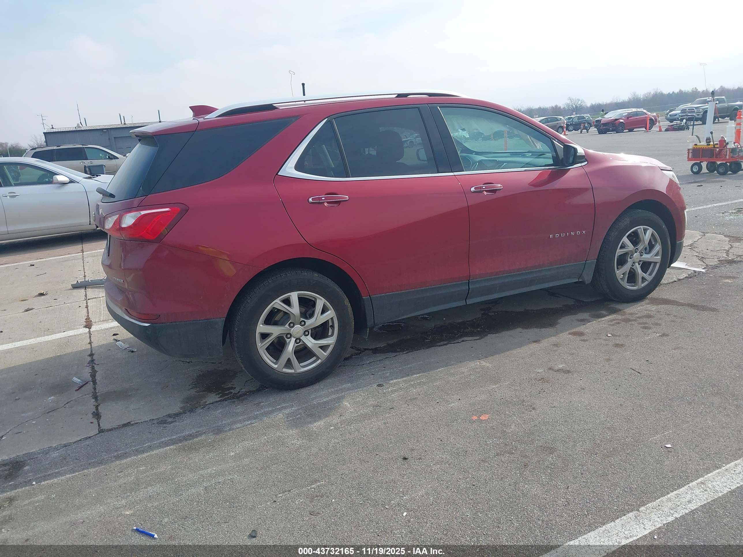 CHEVROLET EQUINOX image 4