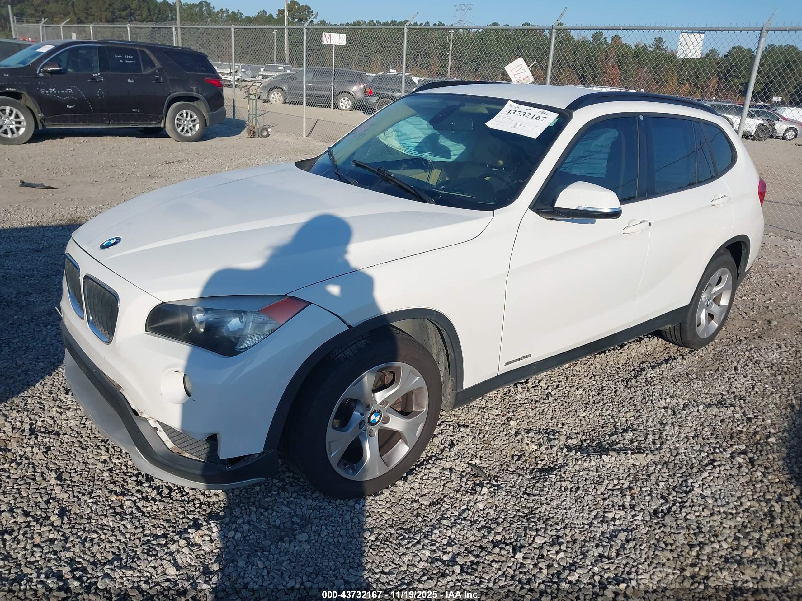 BMW X1 image 2