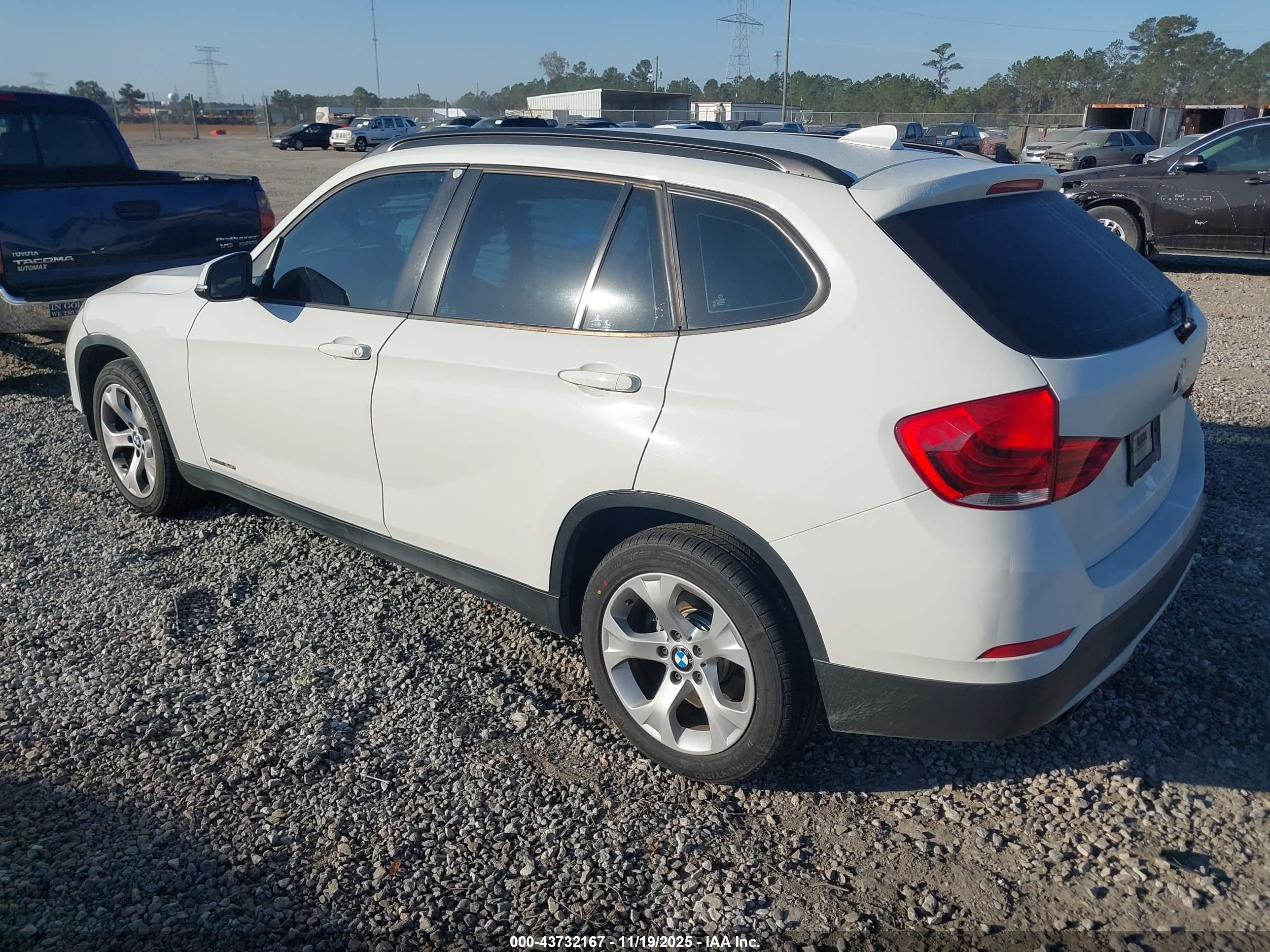 BMW X1 image 3