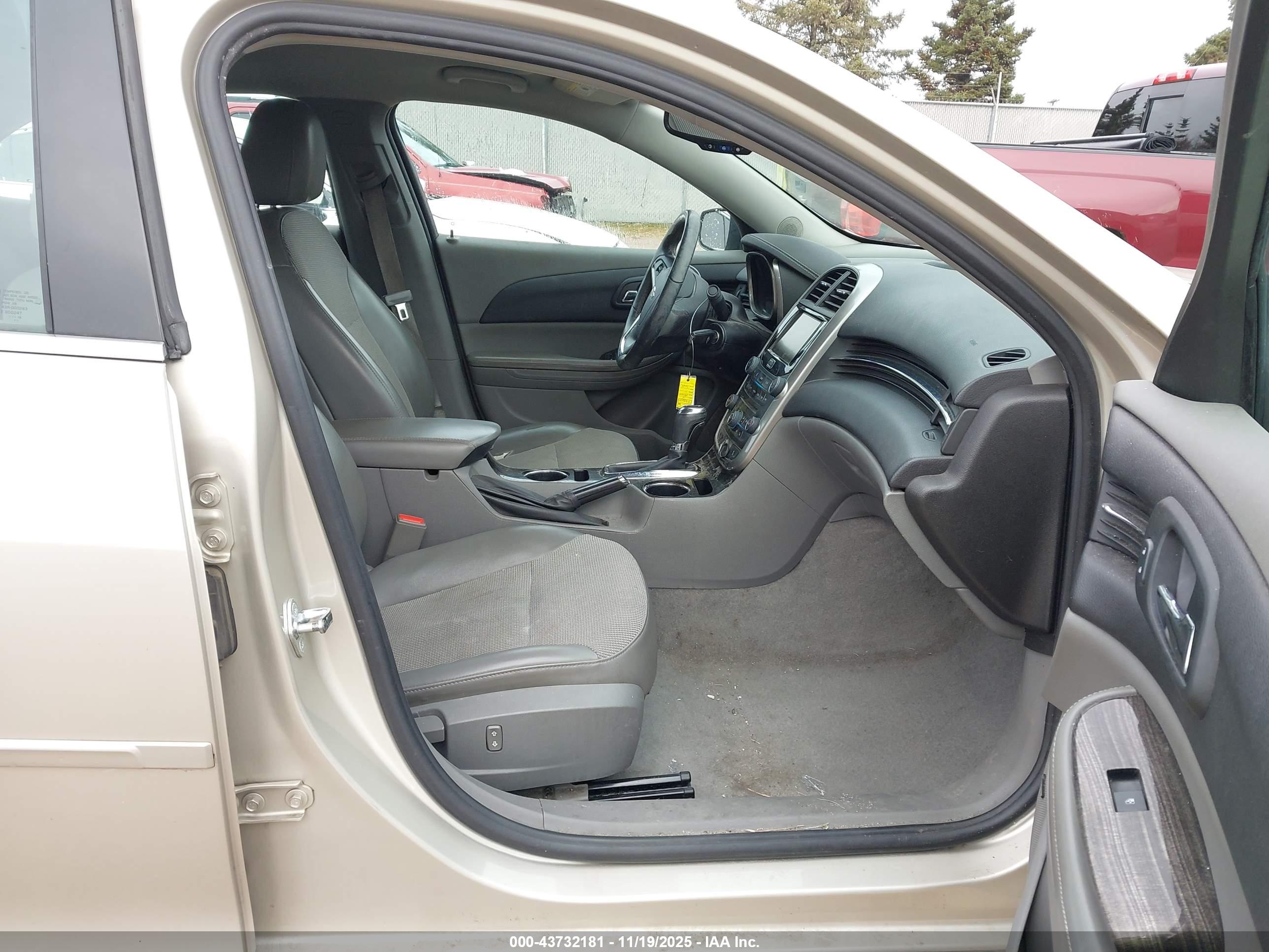 CHEVROLET MALIBU image 5