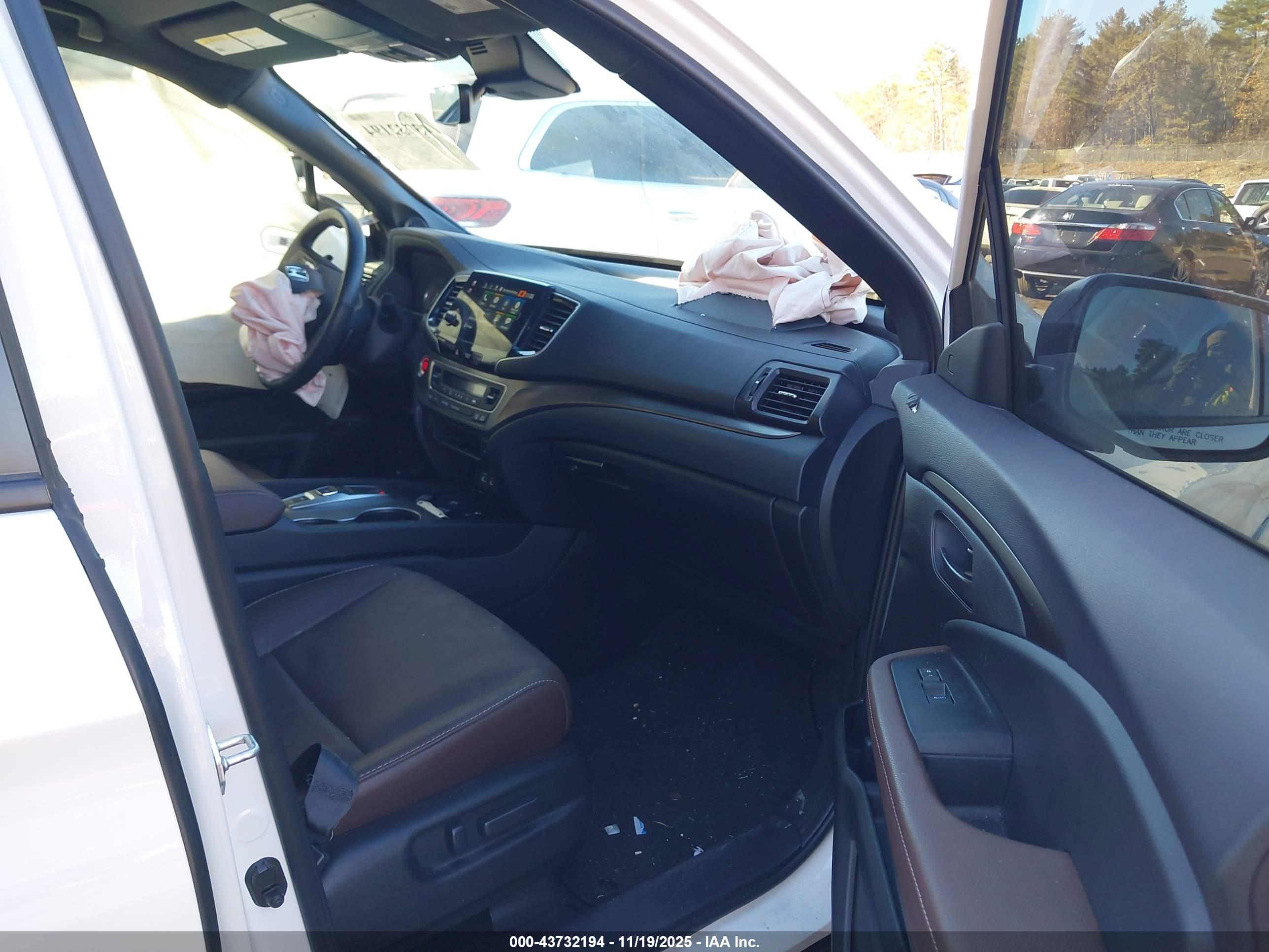 HONDA PASSPORT image 5