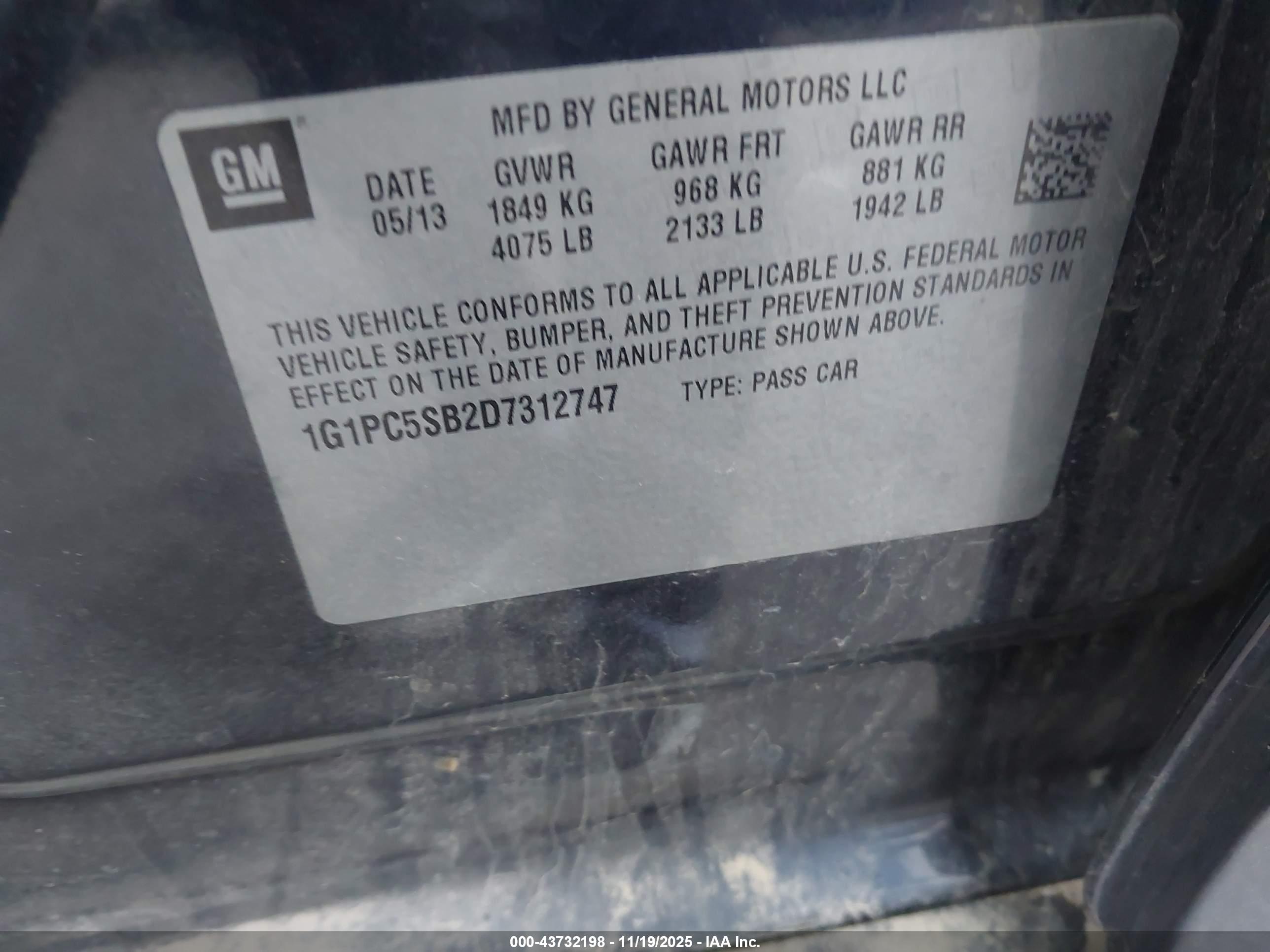 CHEVROLET CRUZE image 9
