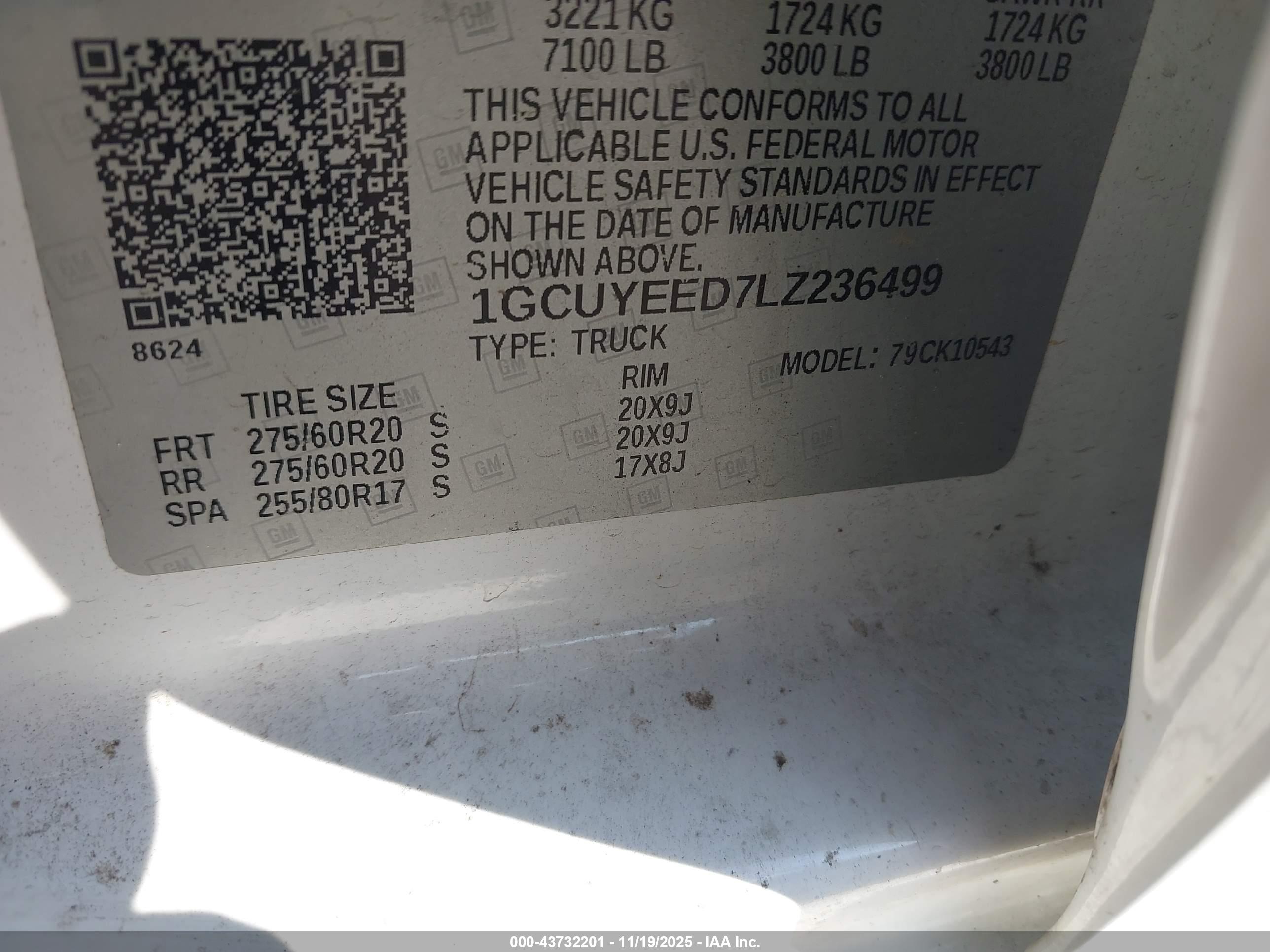 CHEVROLET SILVERADO image 9