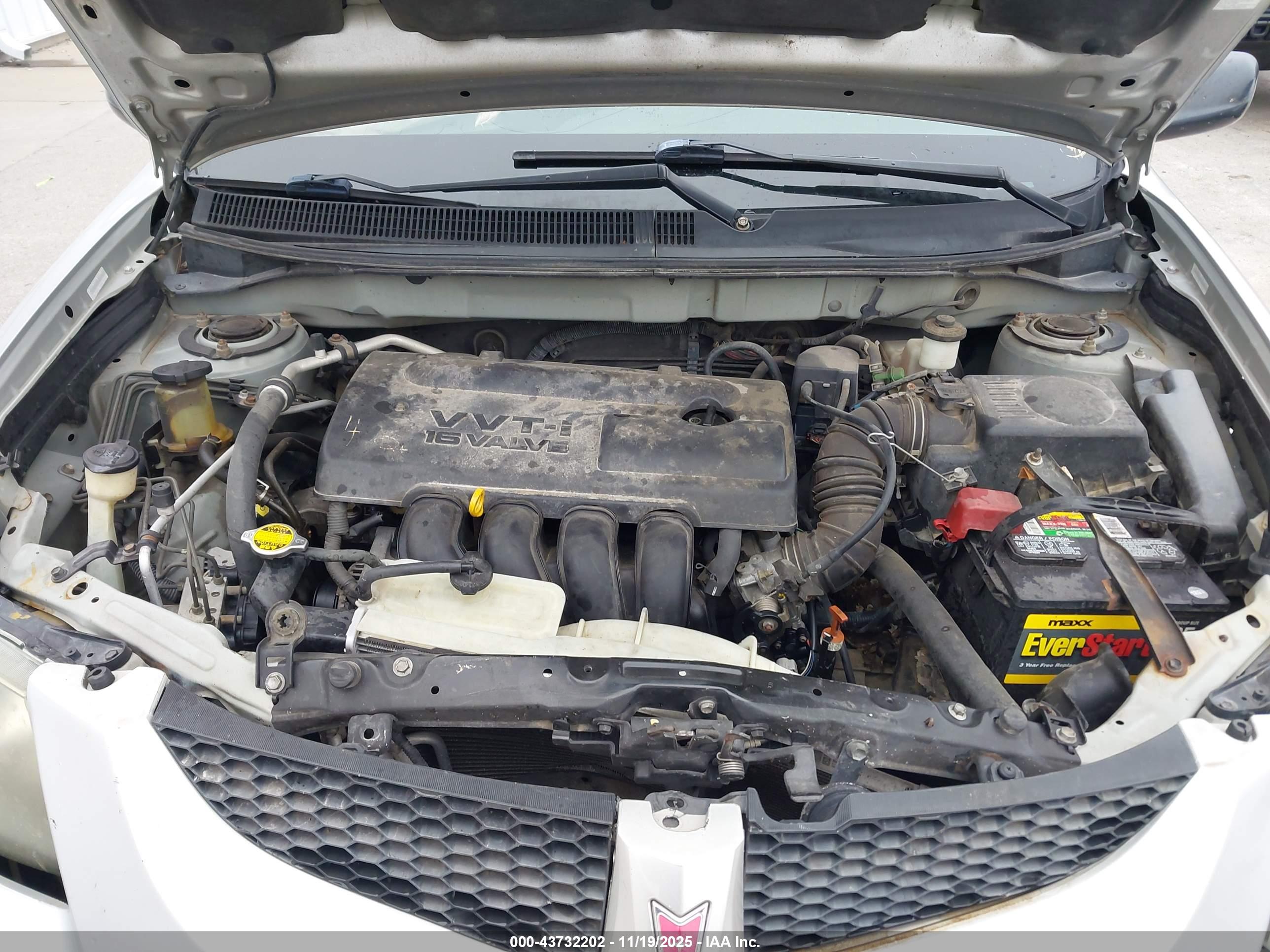 PONTIAC VIBE image 10