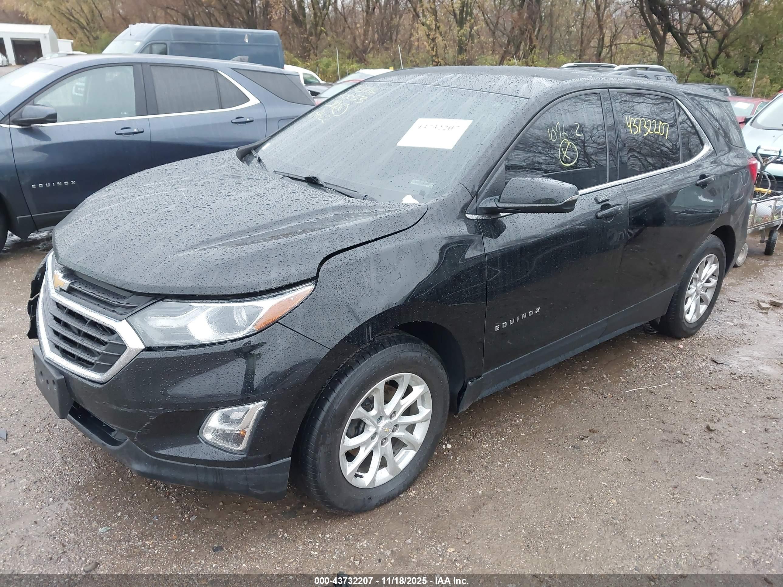 CHEVROLET EQUINOX image 2