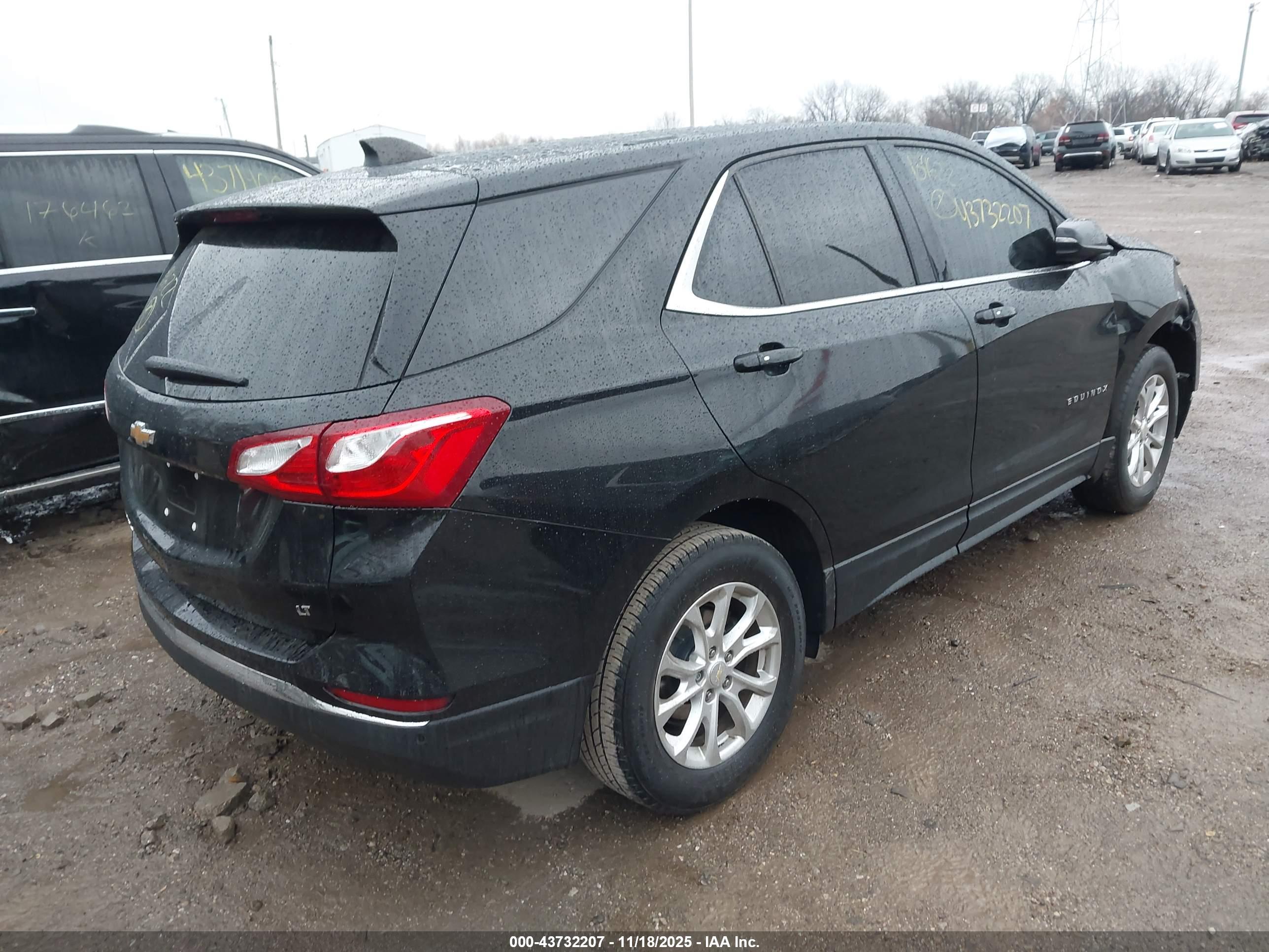 CHEVROLET EQUINOX image 4