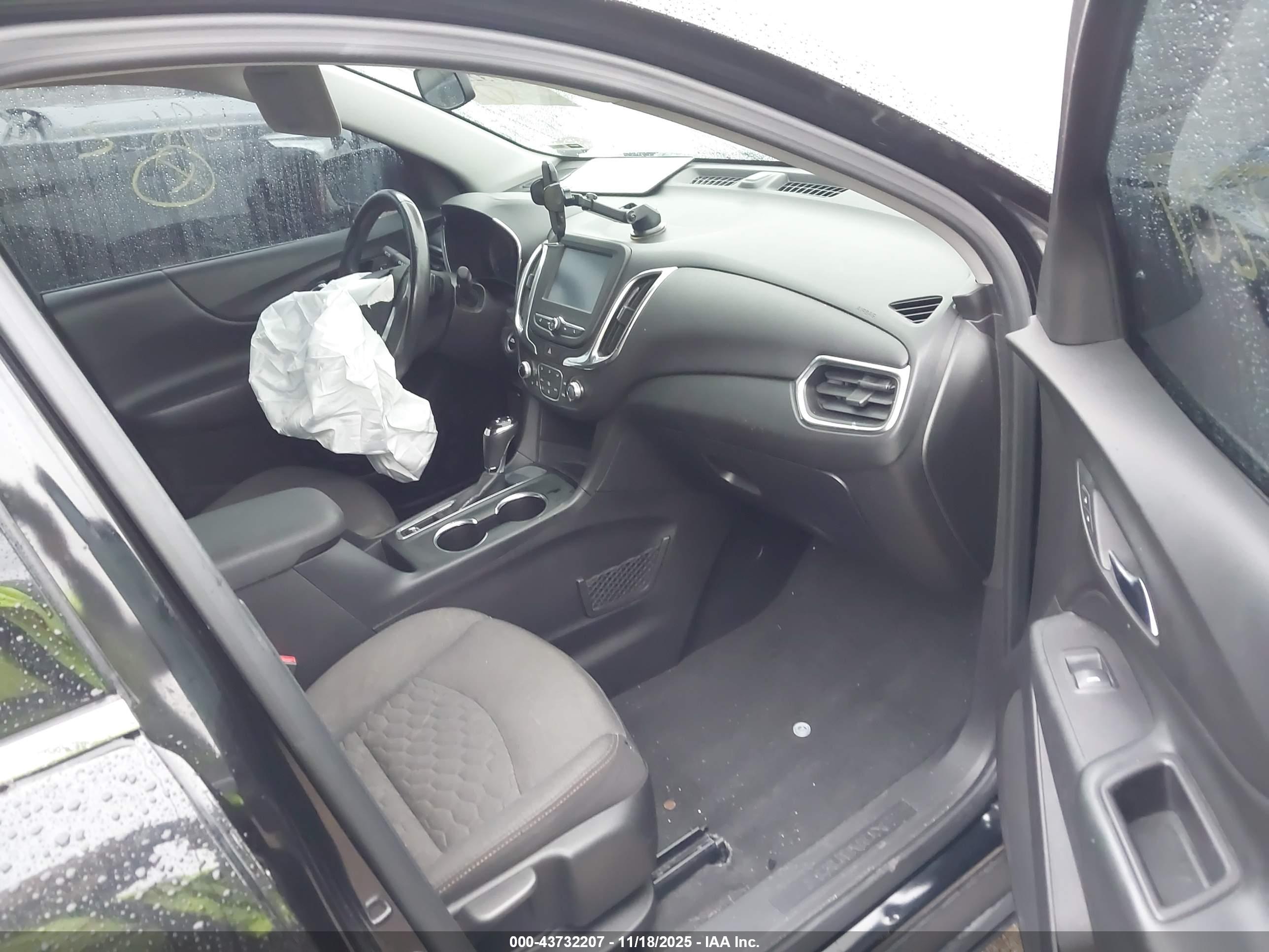 CHEVROLET EQUINOX image 5