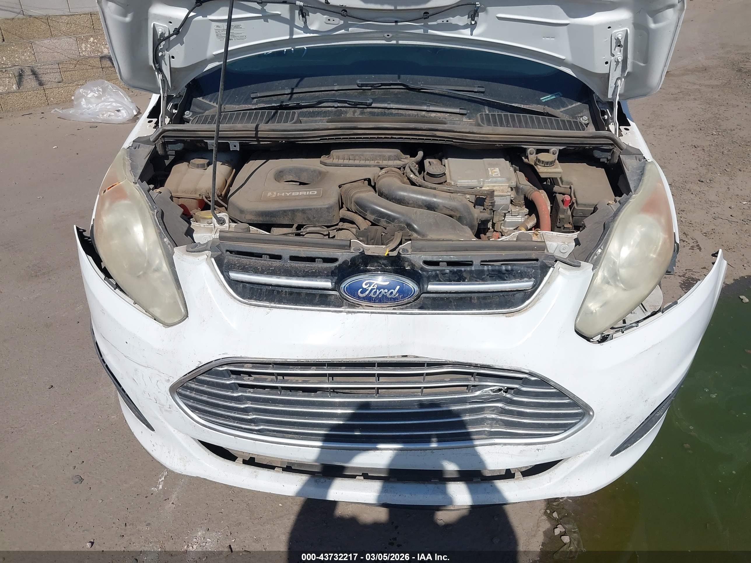 FORD C-MAX image 10