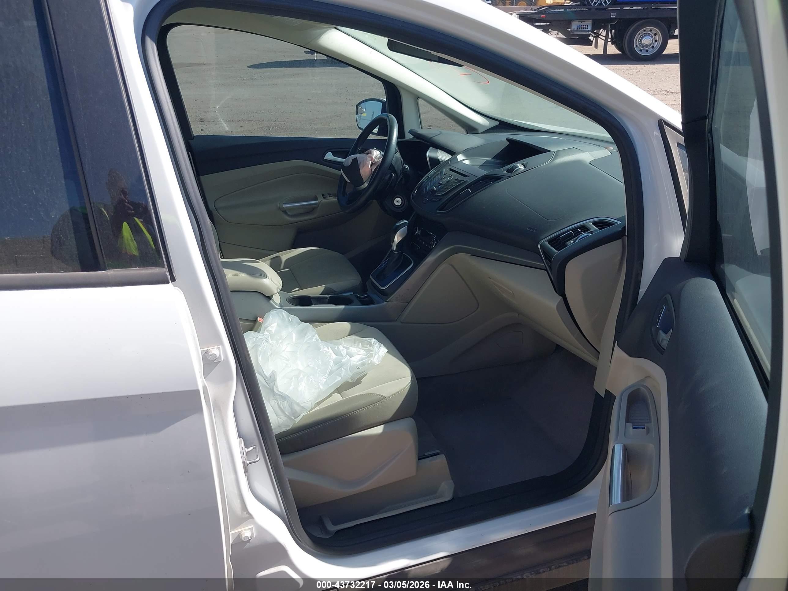 FORD C-MAX image 5