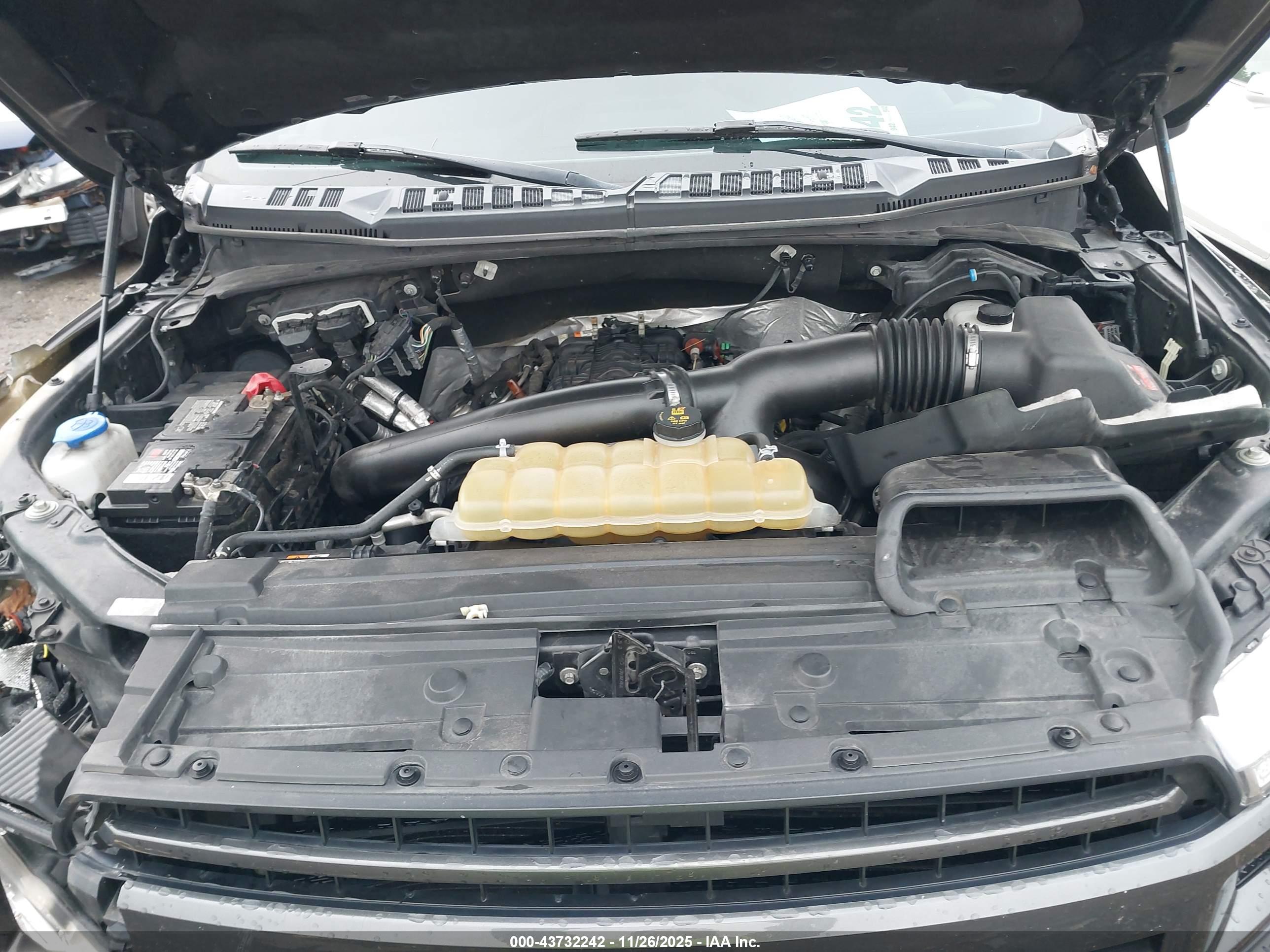 FORD F-150 image 10