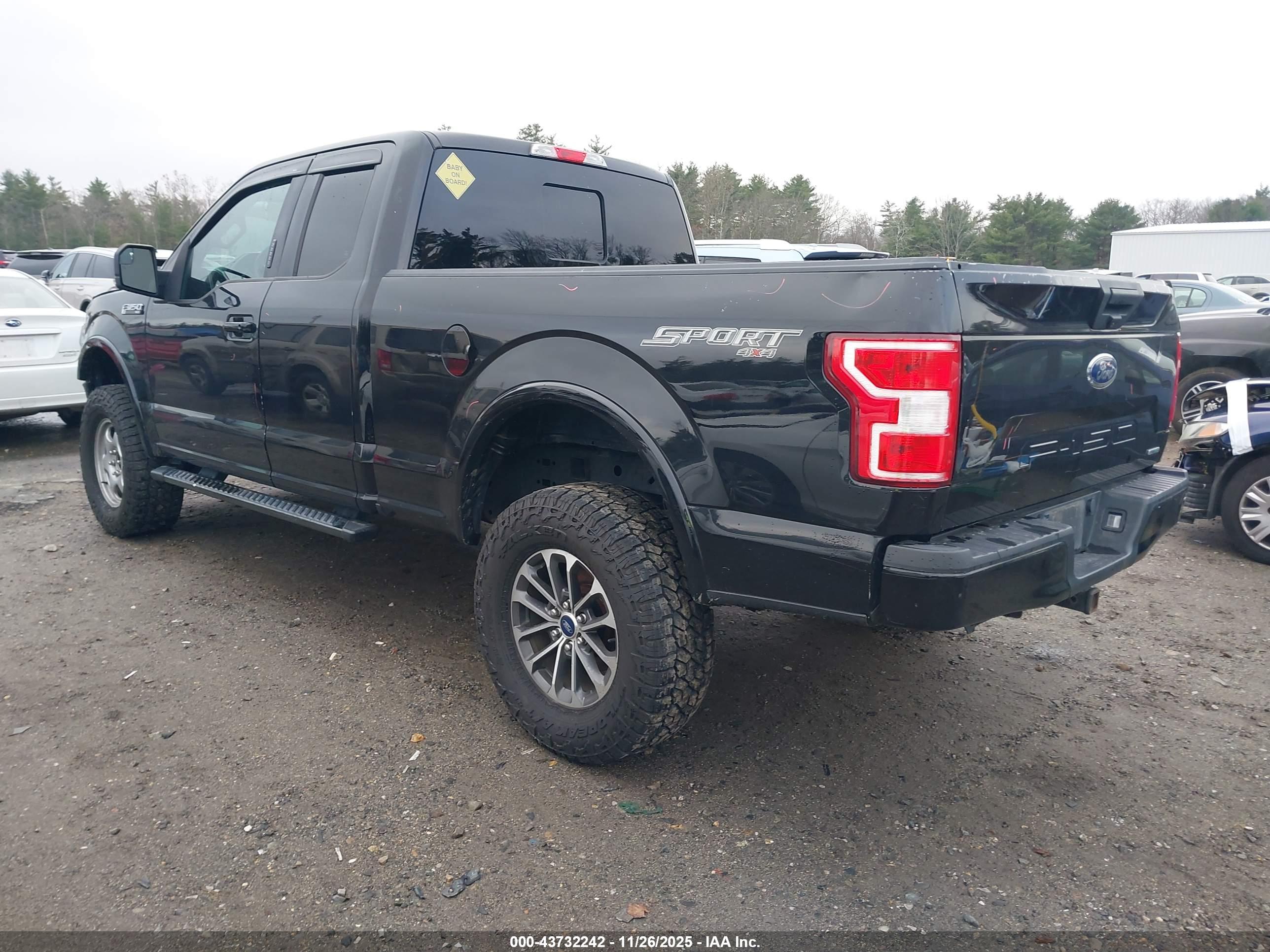 FORD F-150 image 3