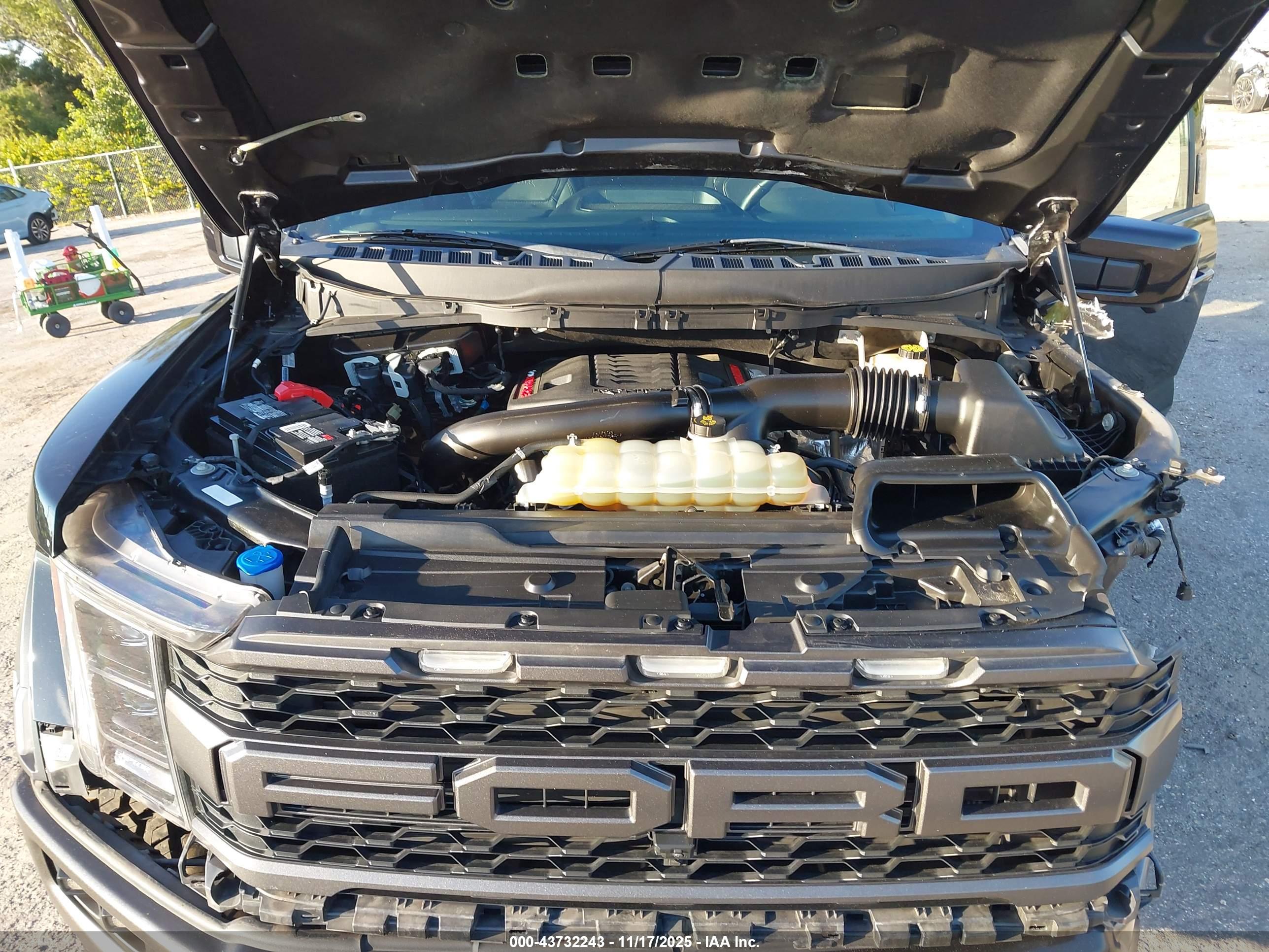 FORD F-150 image 10