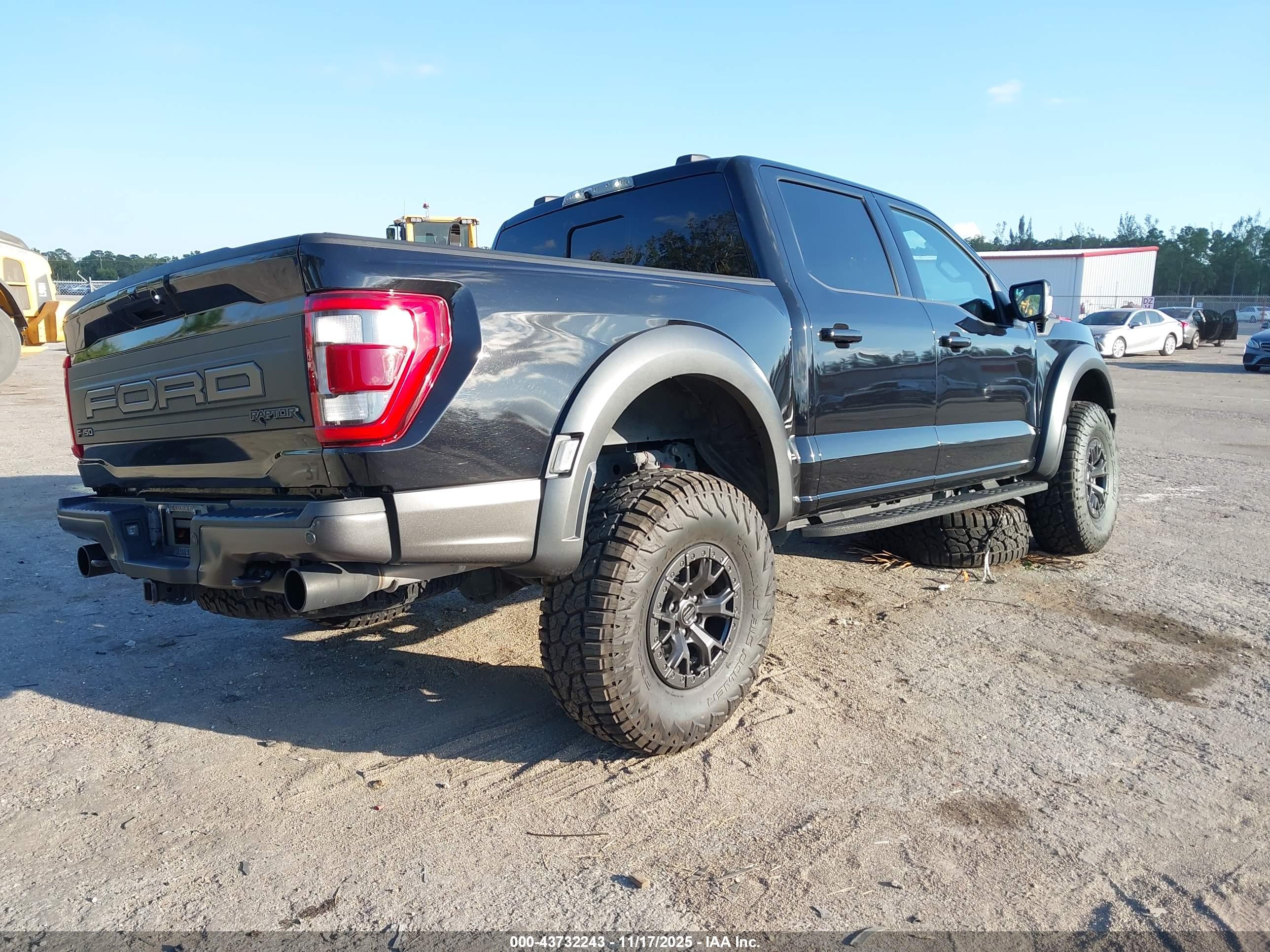 FORD F-150 image 4