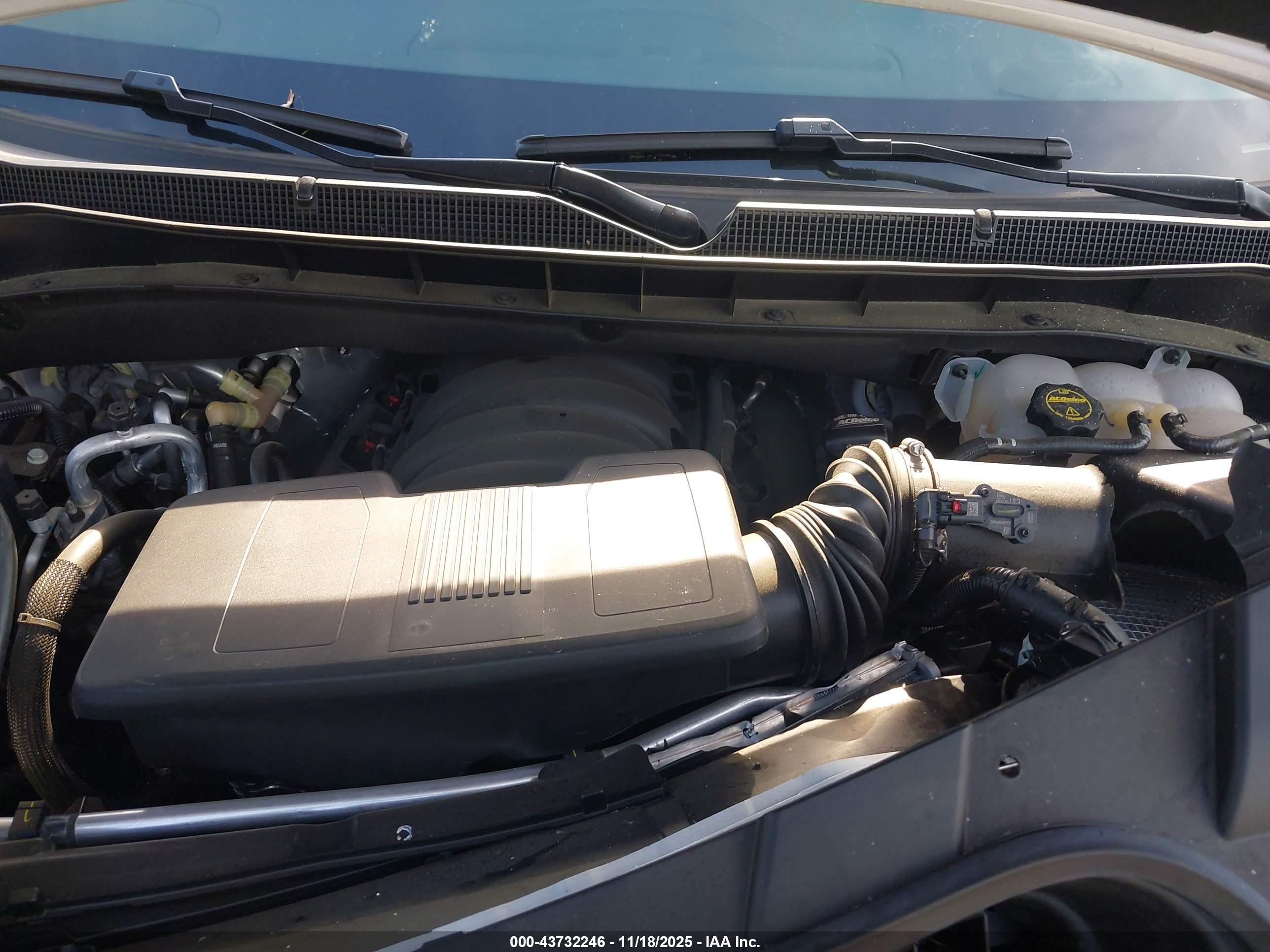 CHEVROLET TAHOE image 10