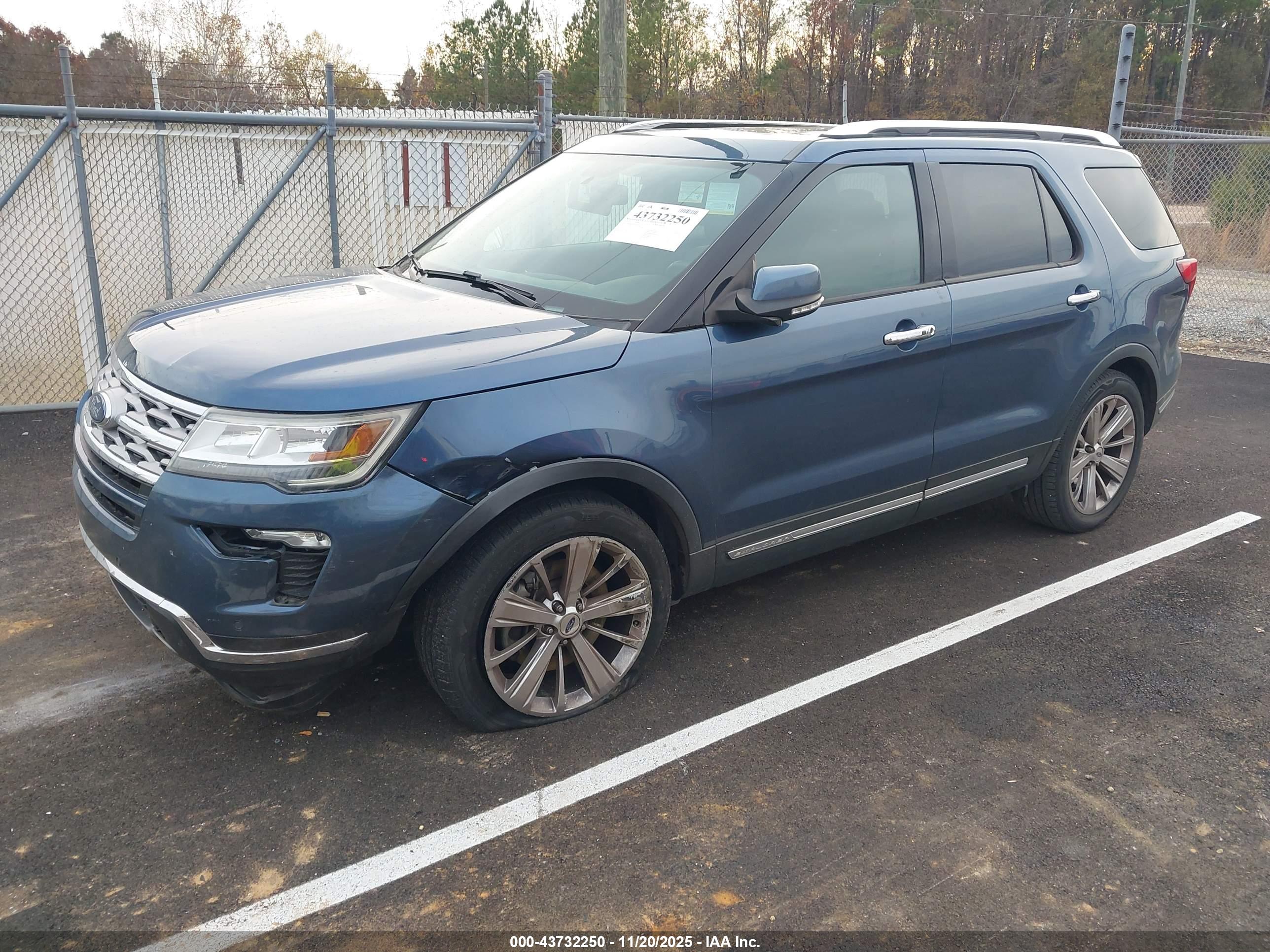 FORD EXPLORER image 2