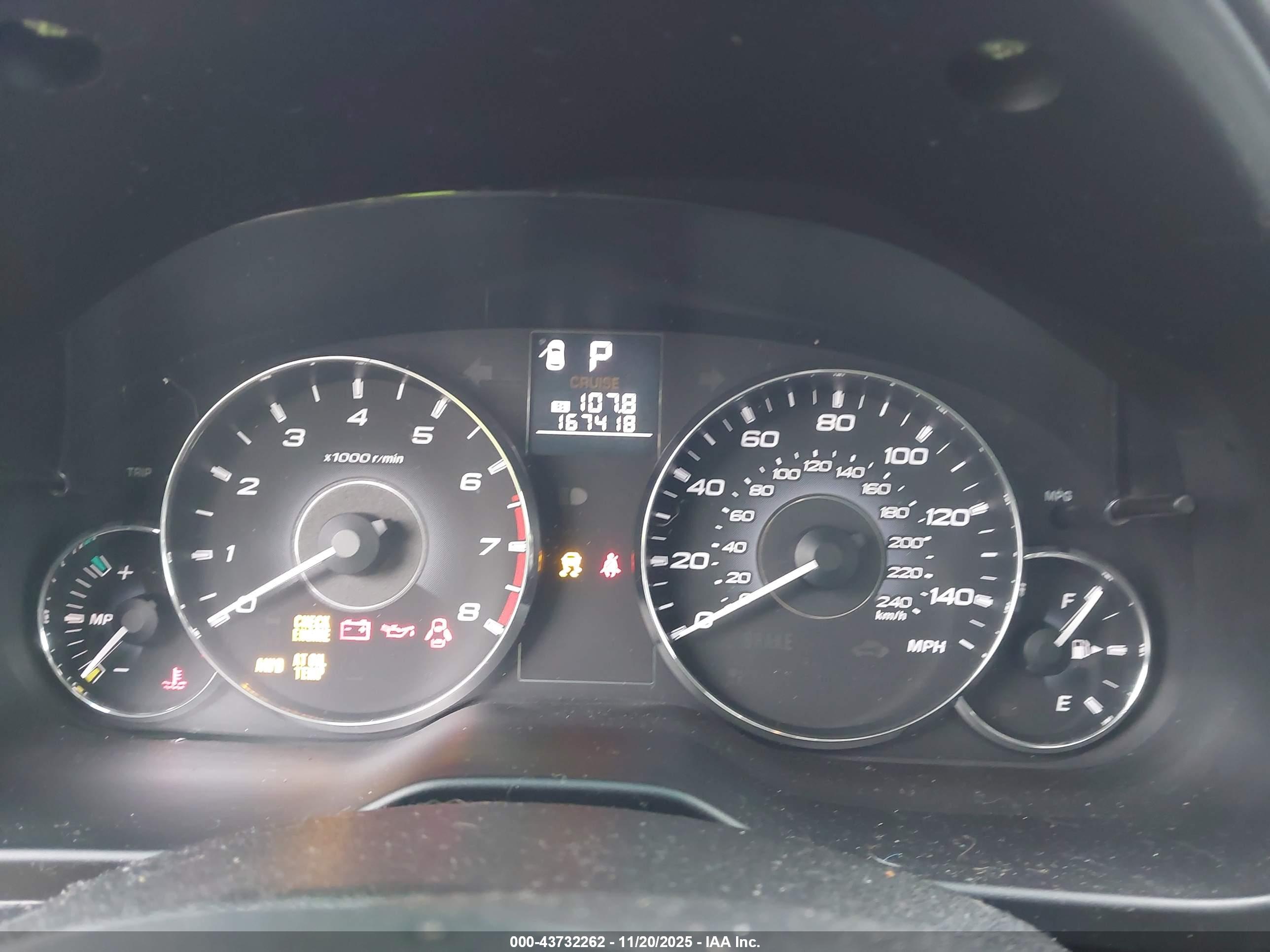 SUBARU OUTBACK image 7