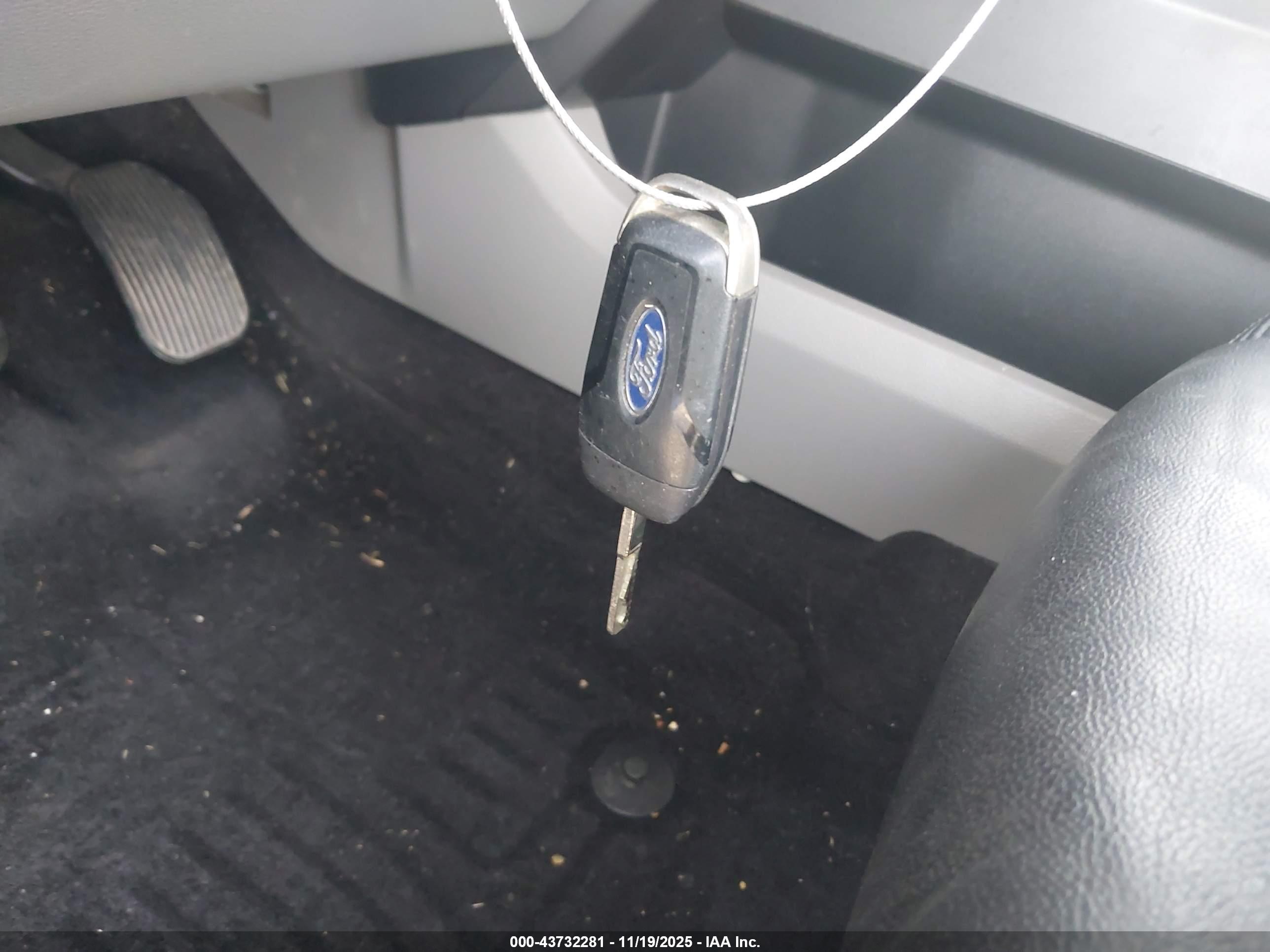 FORD F-150 image 11