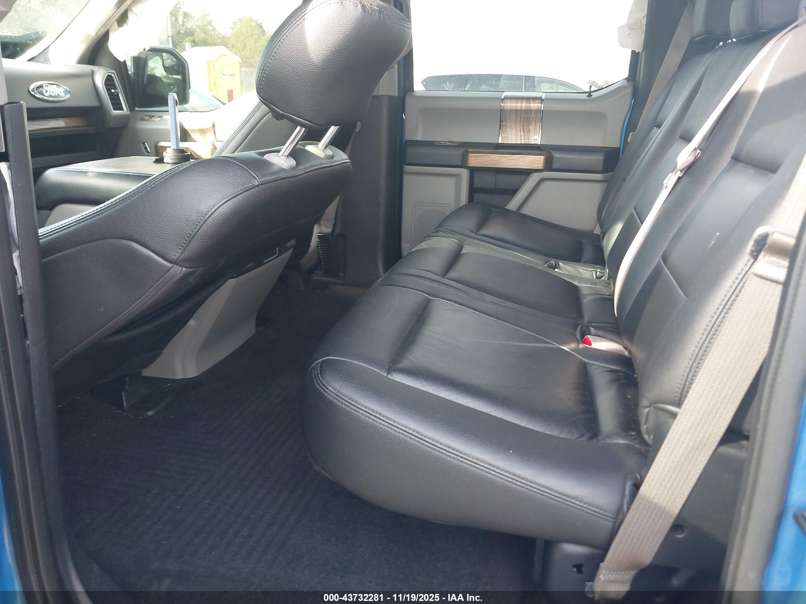 FORD F-150 image 8