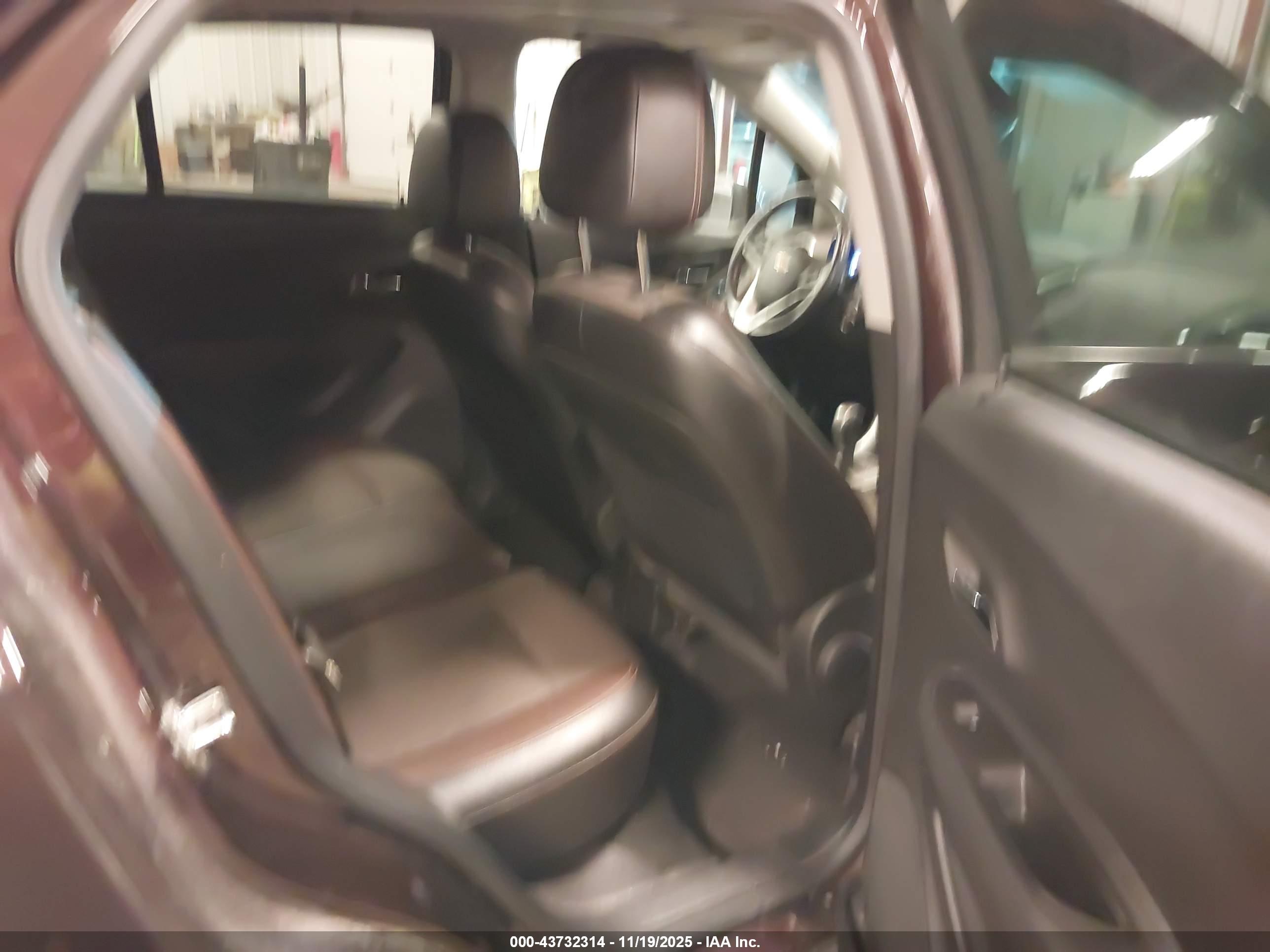 CHEVROLET TRAX image 8