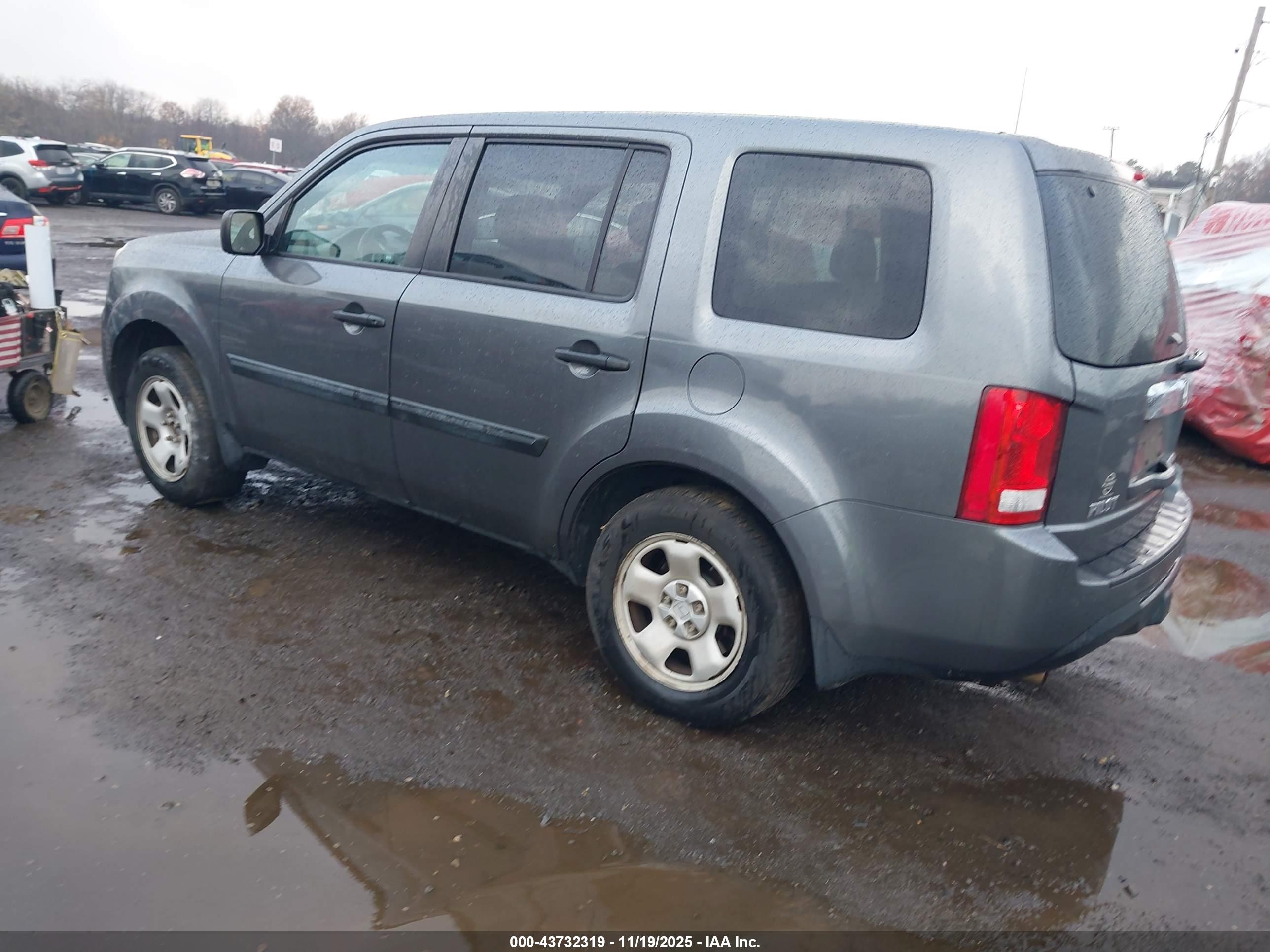 HONDA PILOT image 3
