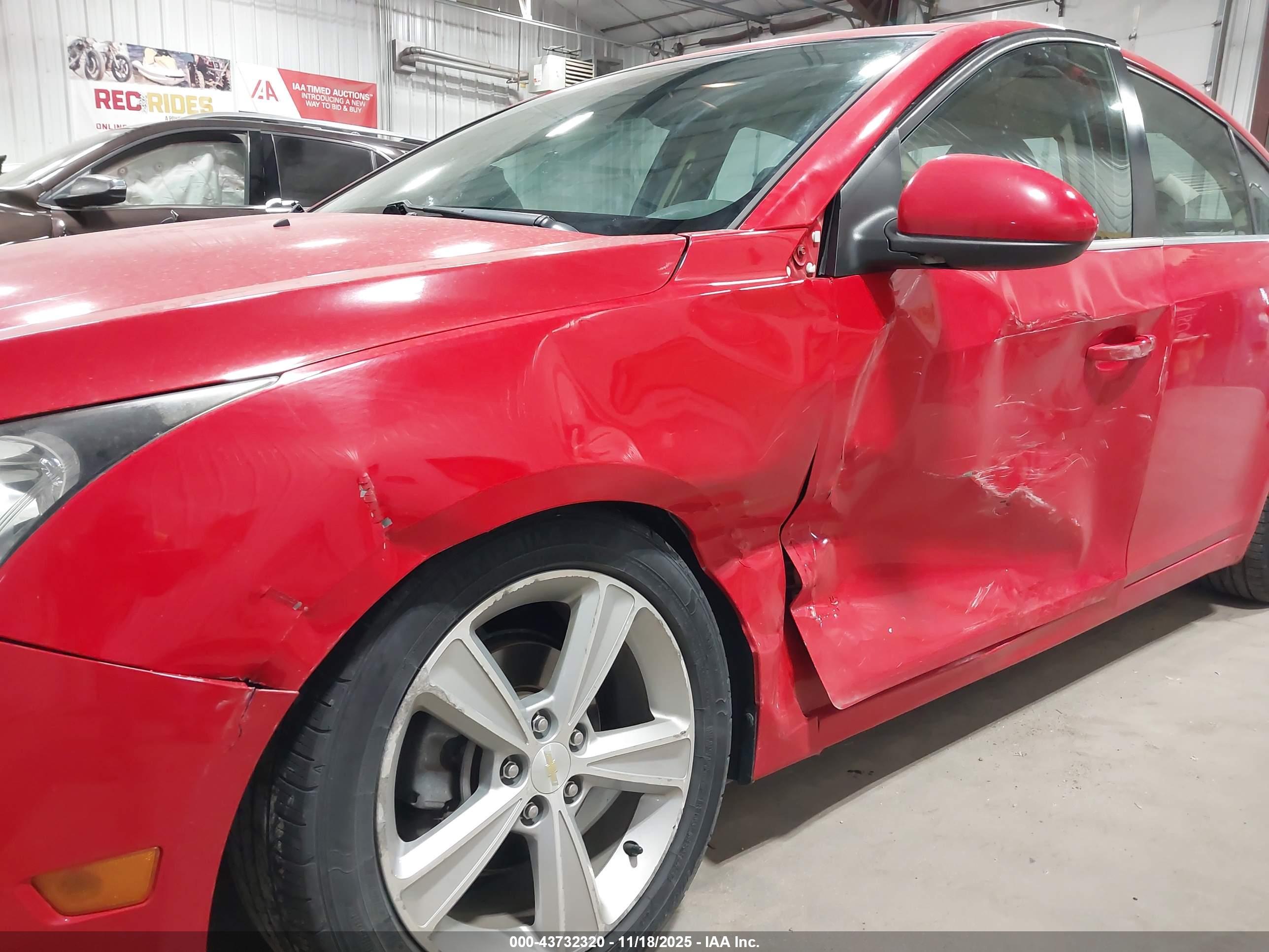 CHEVROLET CRUZE image 6