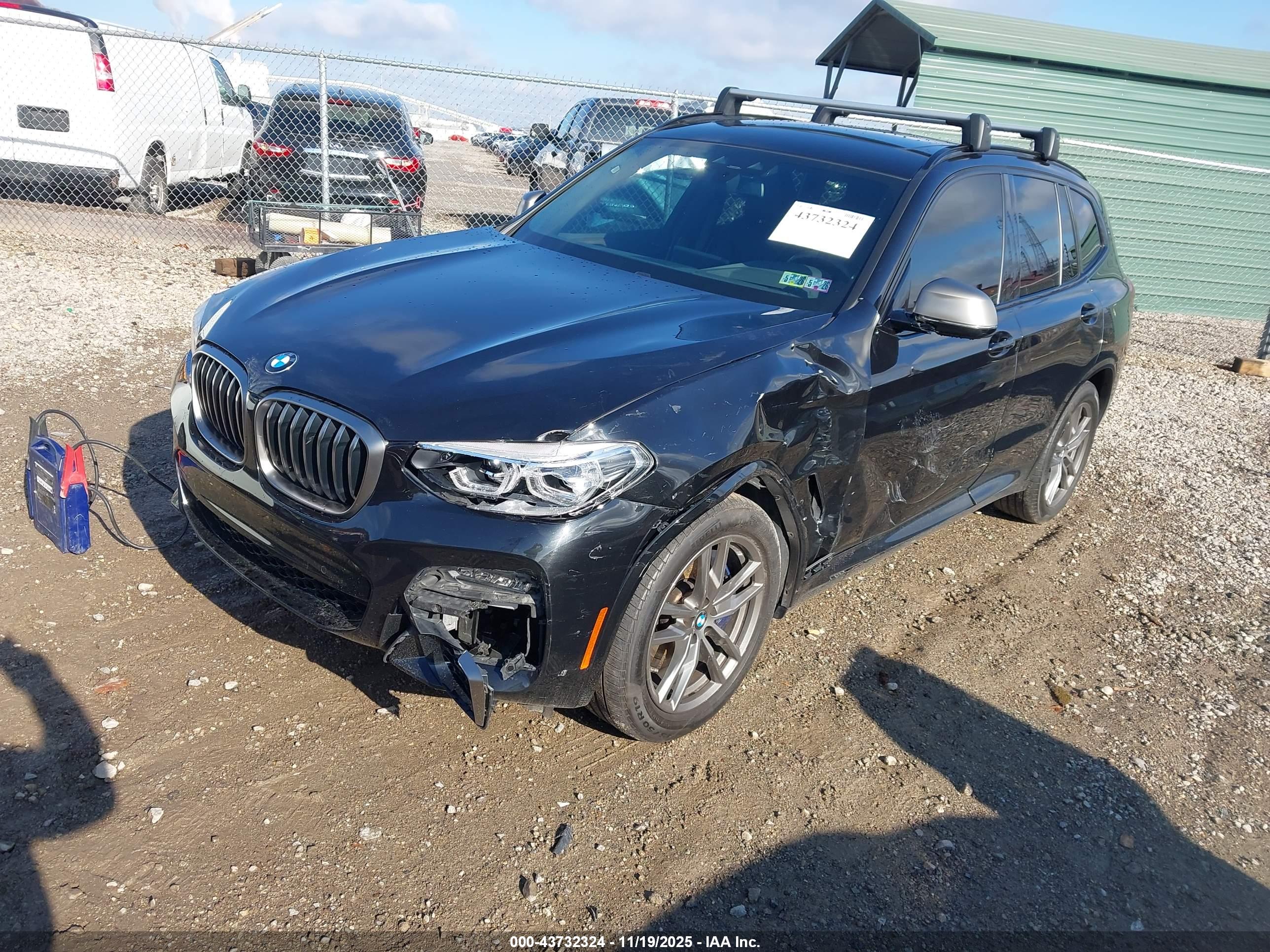 BMW X3 image 2