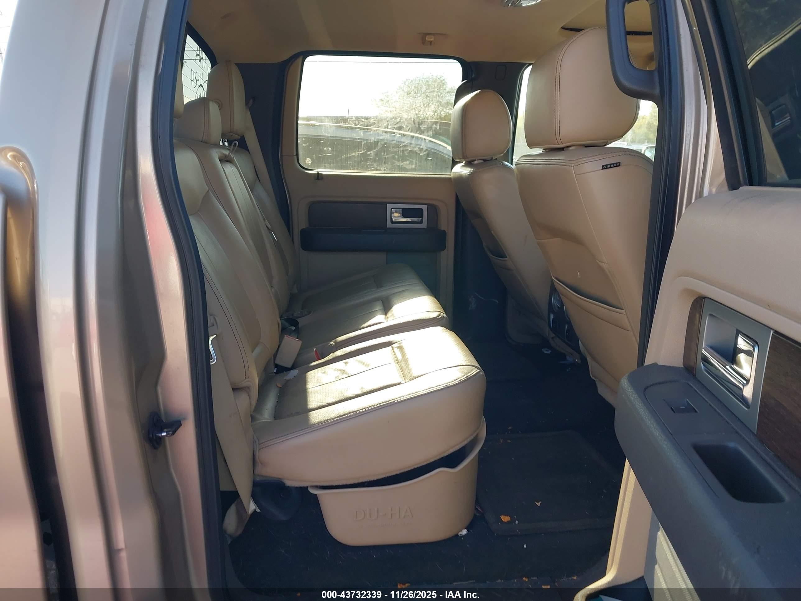 FORD F-150 image 8