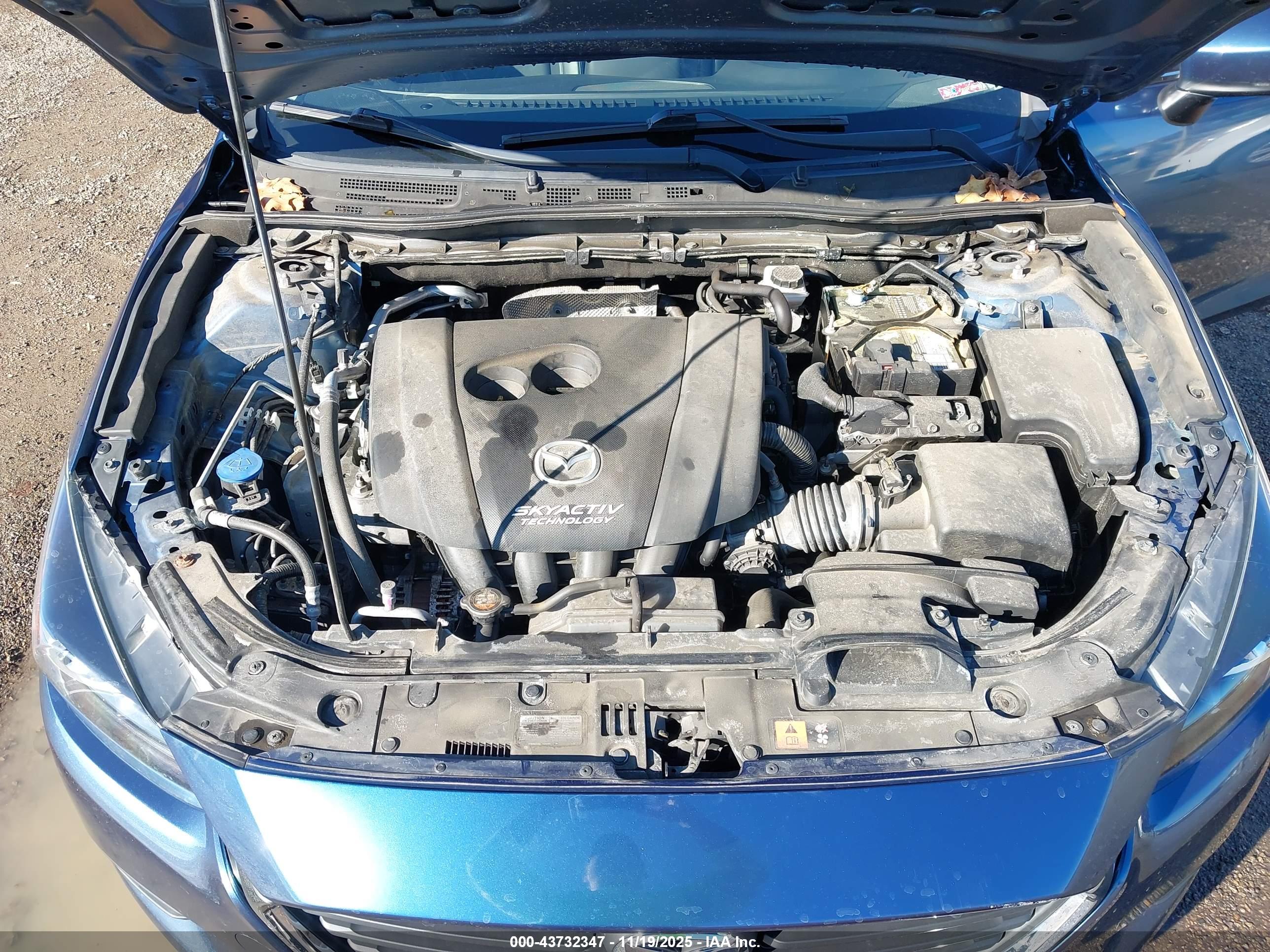 MAZDA MAZDA3 image 10