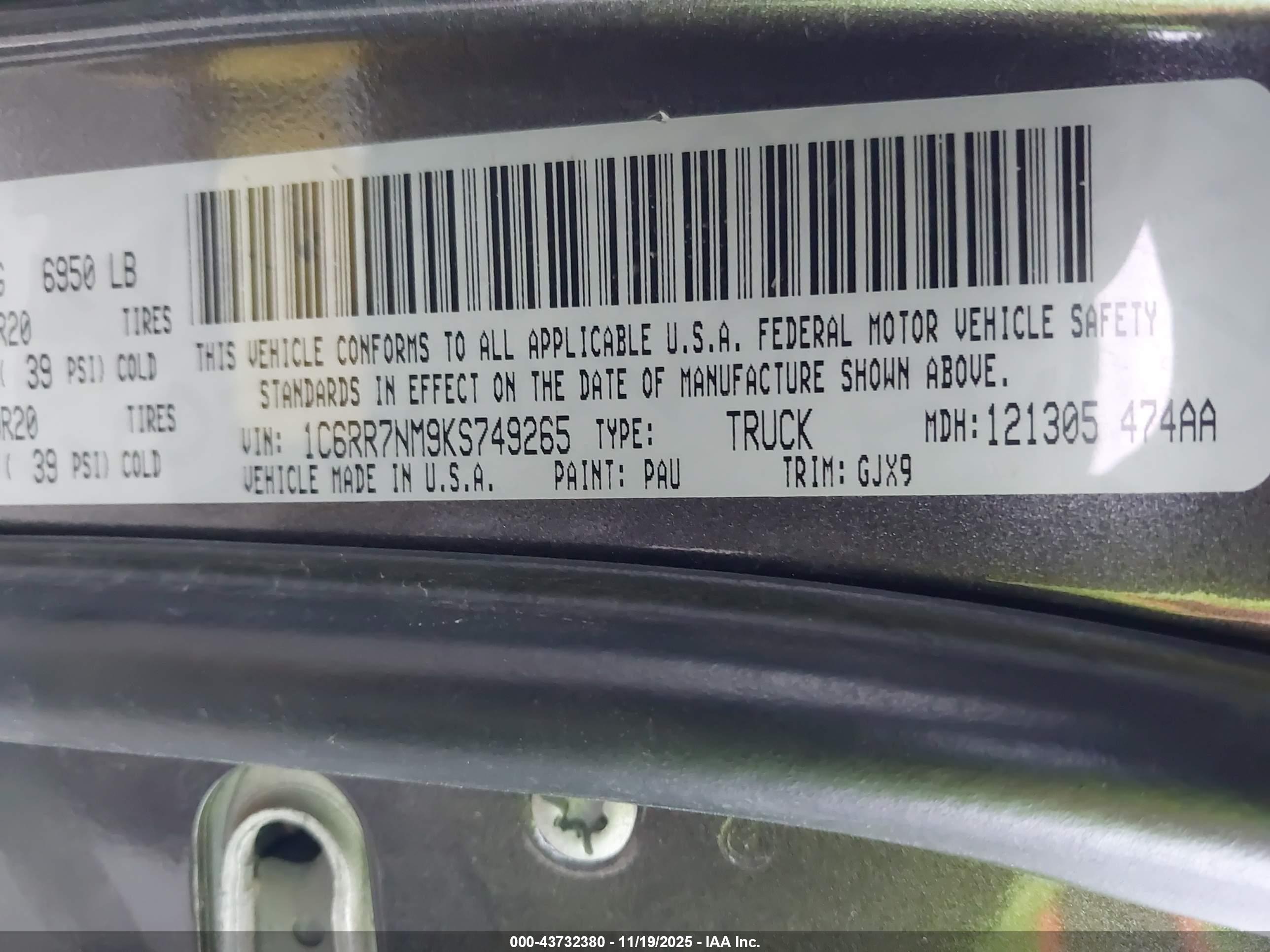 RAM 1500 image 9