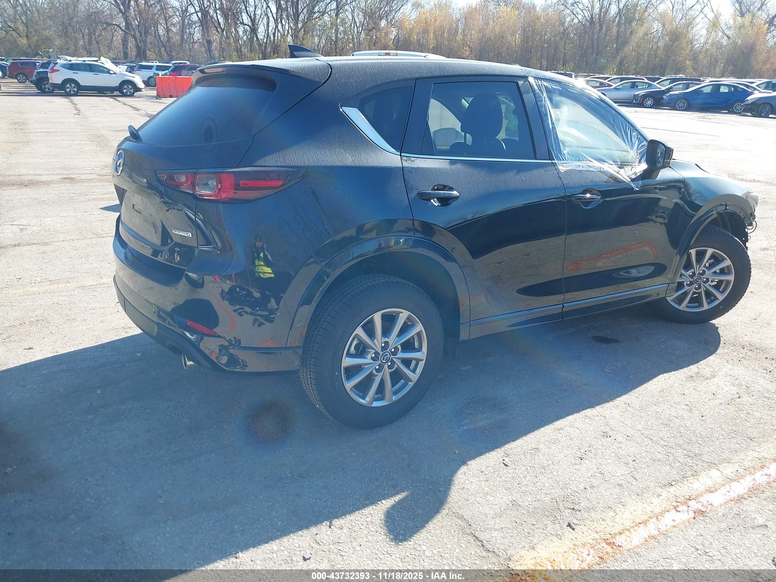 MAZDA CX-5 image 4