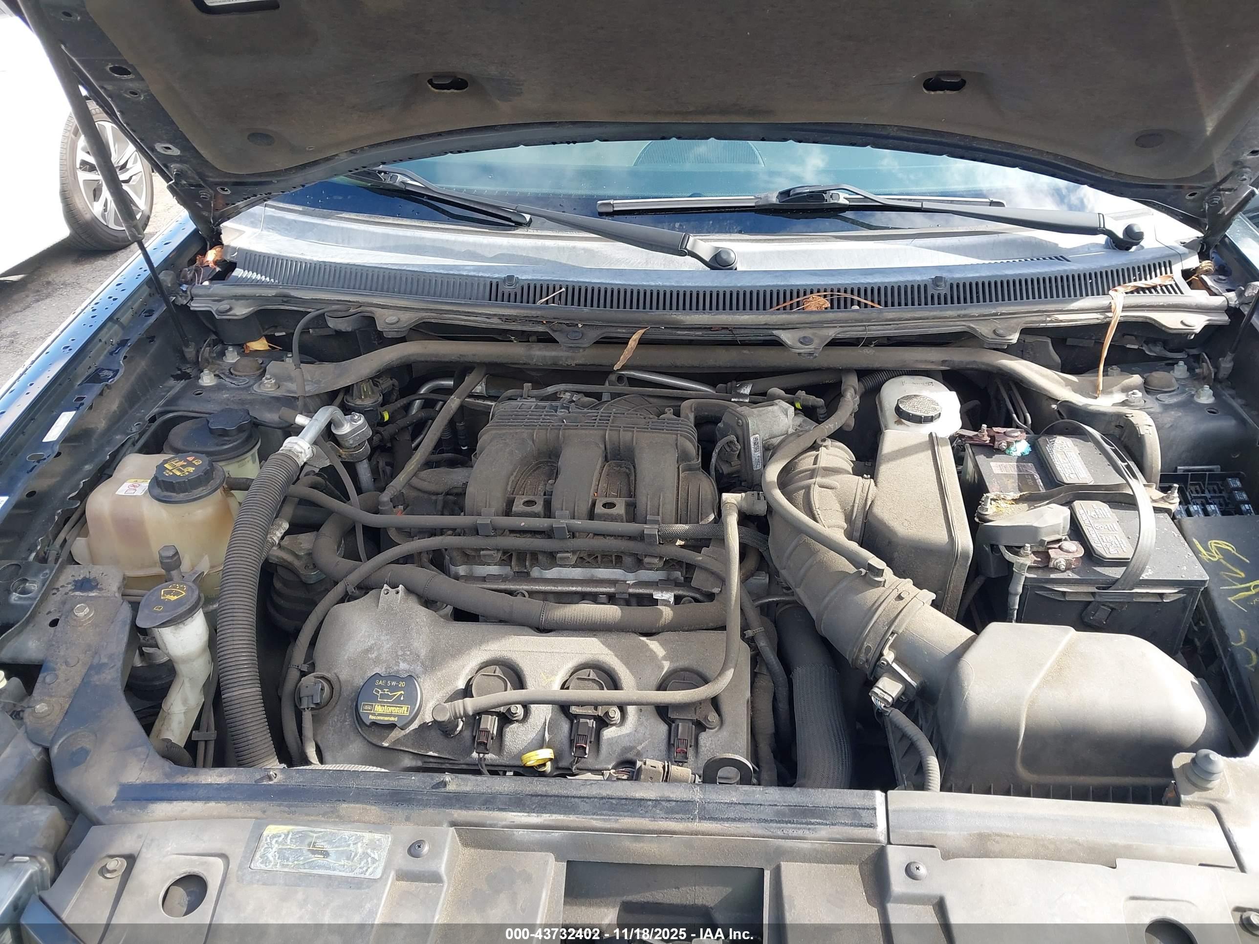 FORD FLEX image 10
