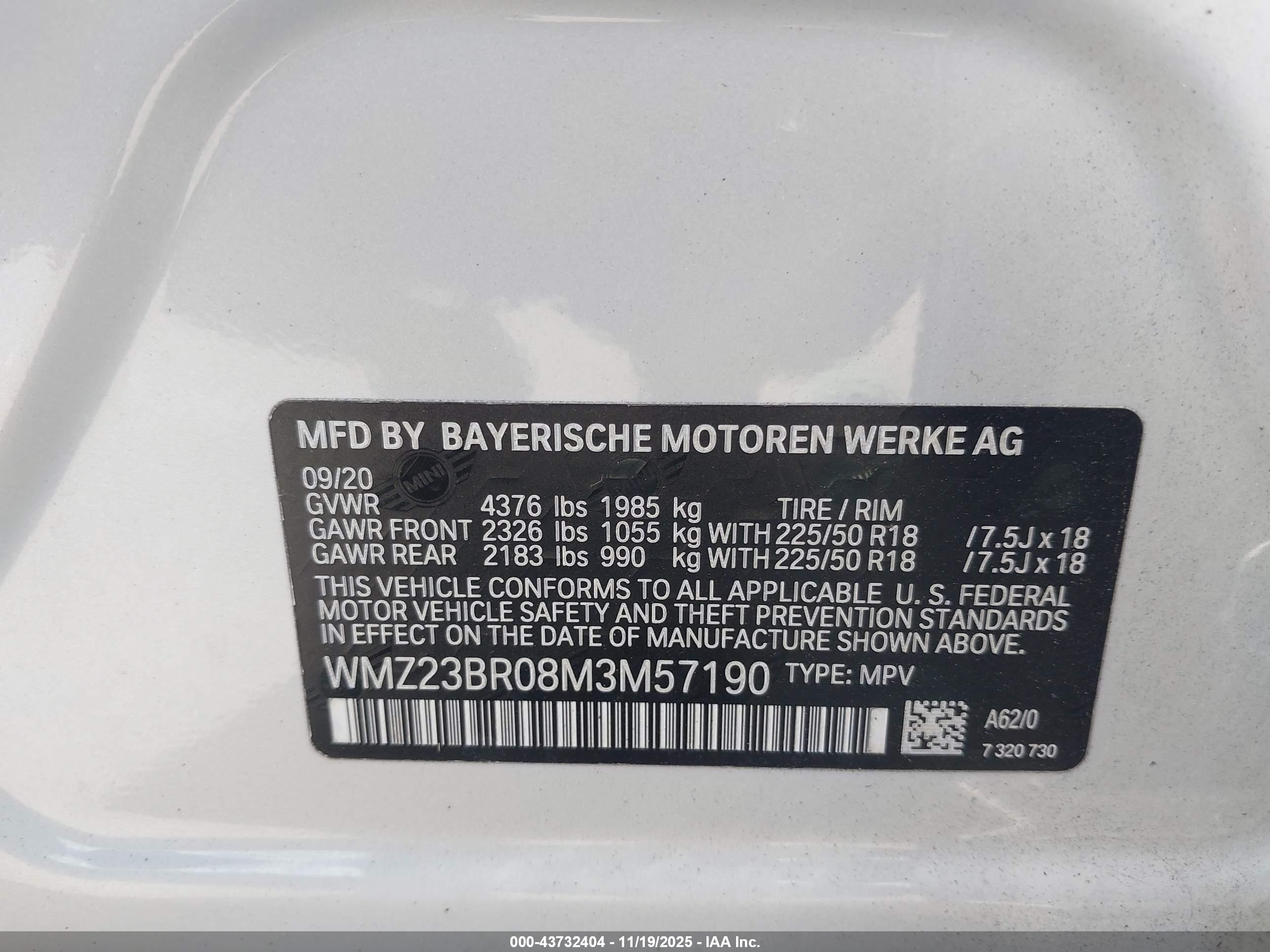 MINI COUNTRYMAN image 9