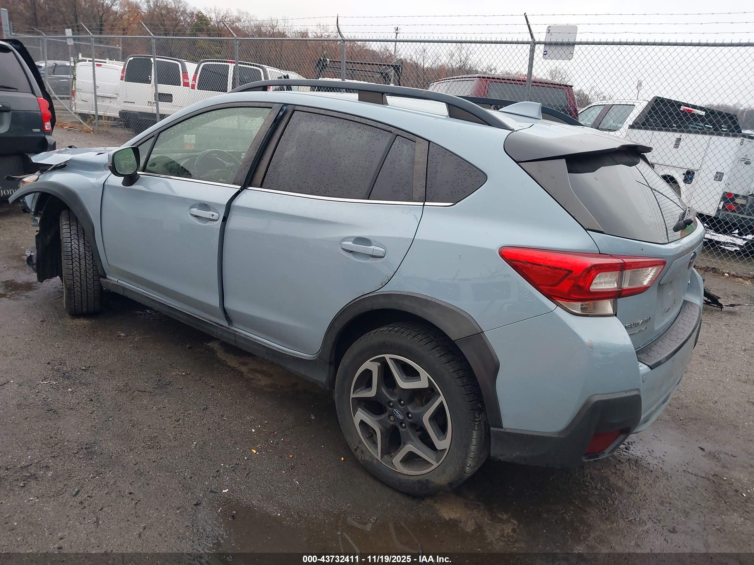 SUBARU CROSSTREK image 3