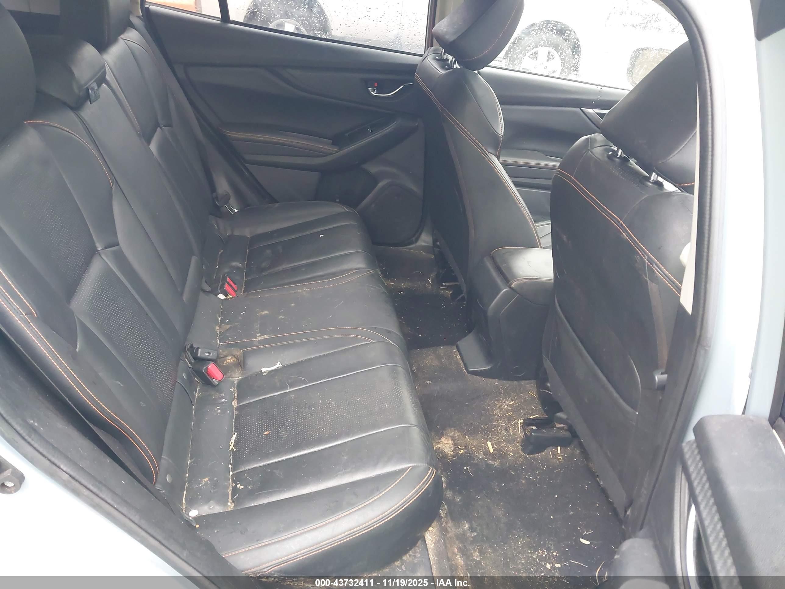 SUBARU CROSSTREK image 8