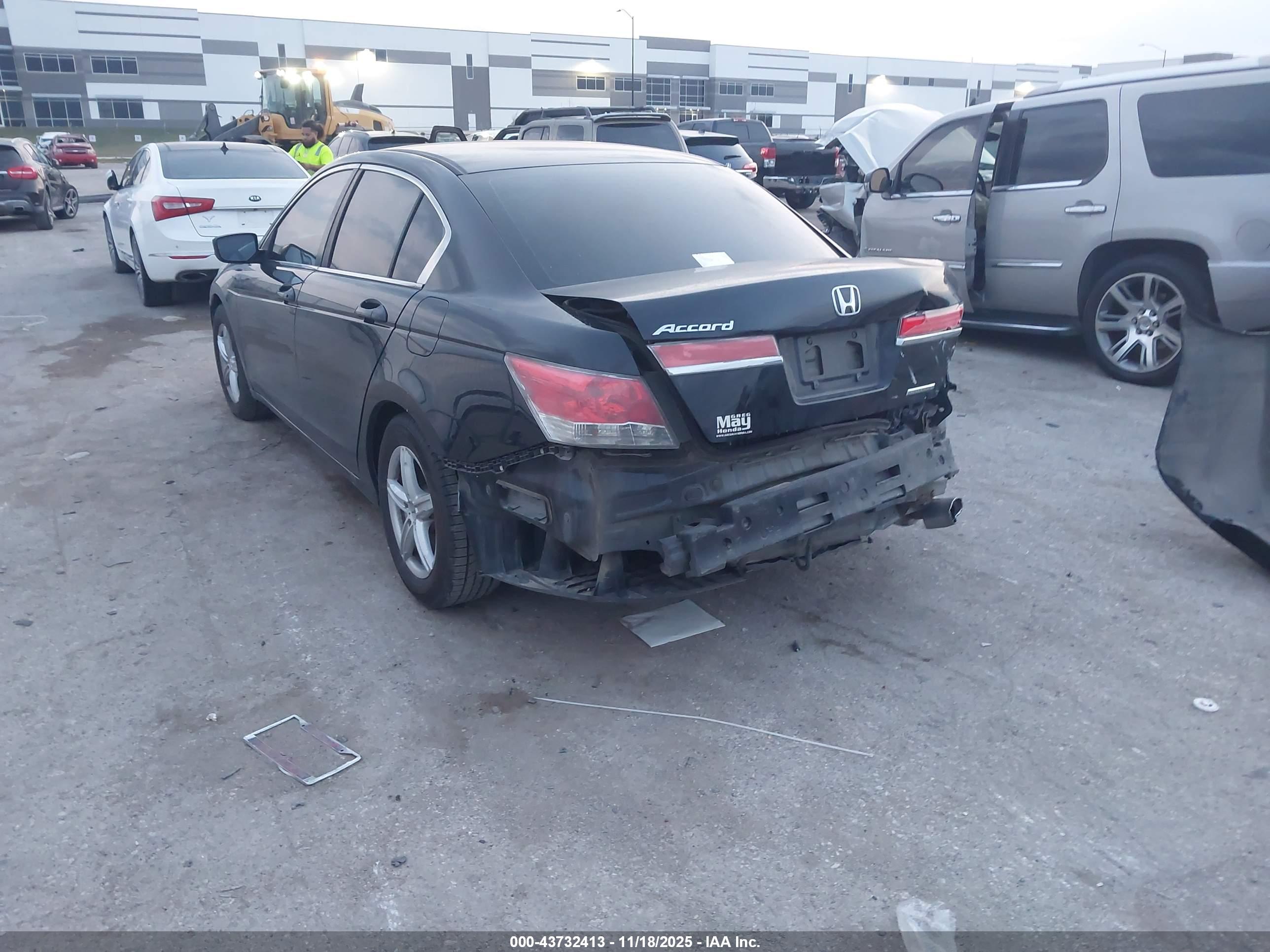 HONDA ACCORD image 3