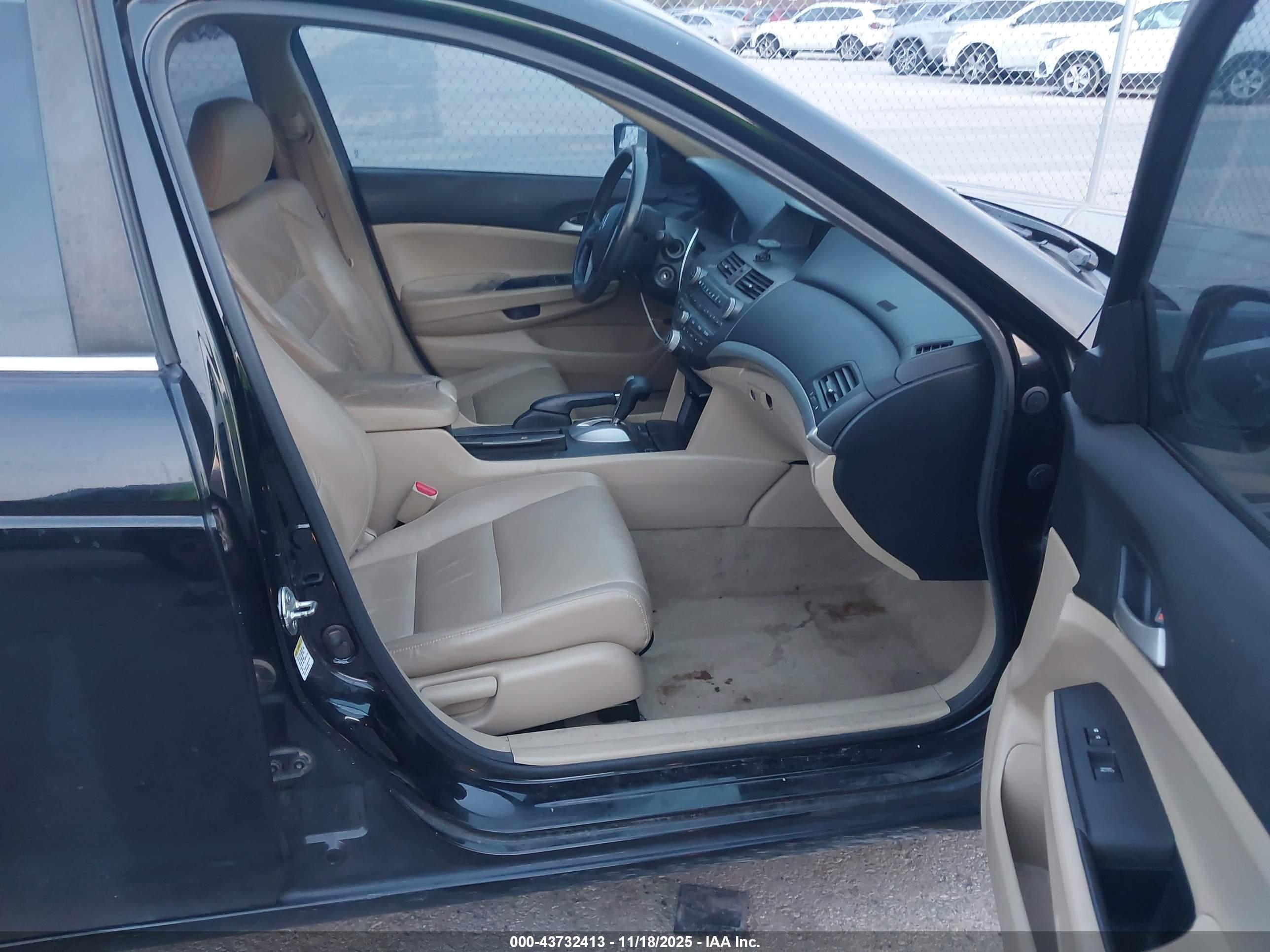 HONDA ACCORD image 5