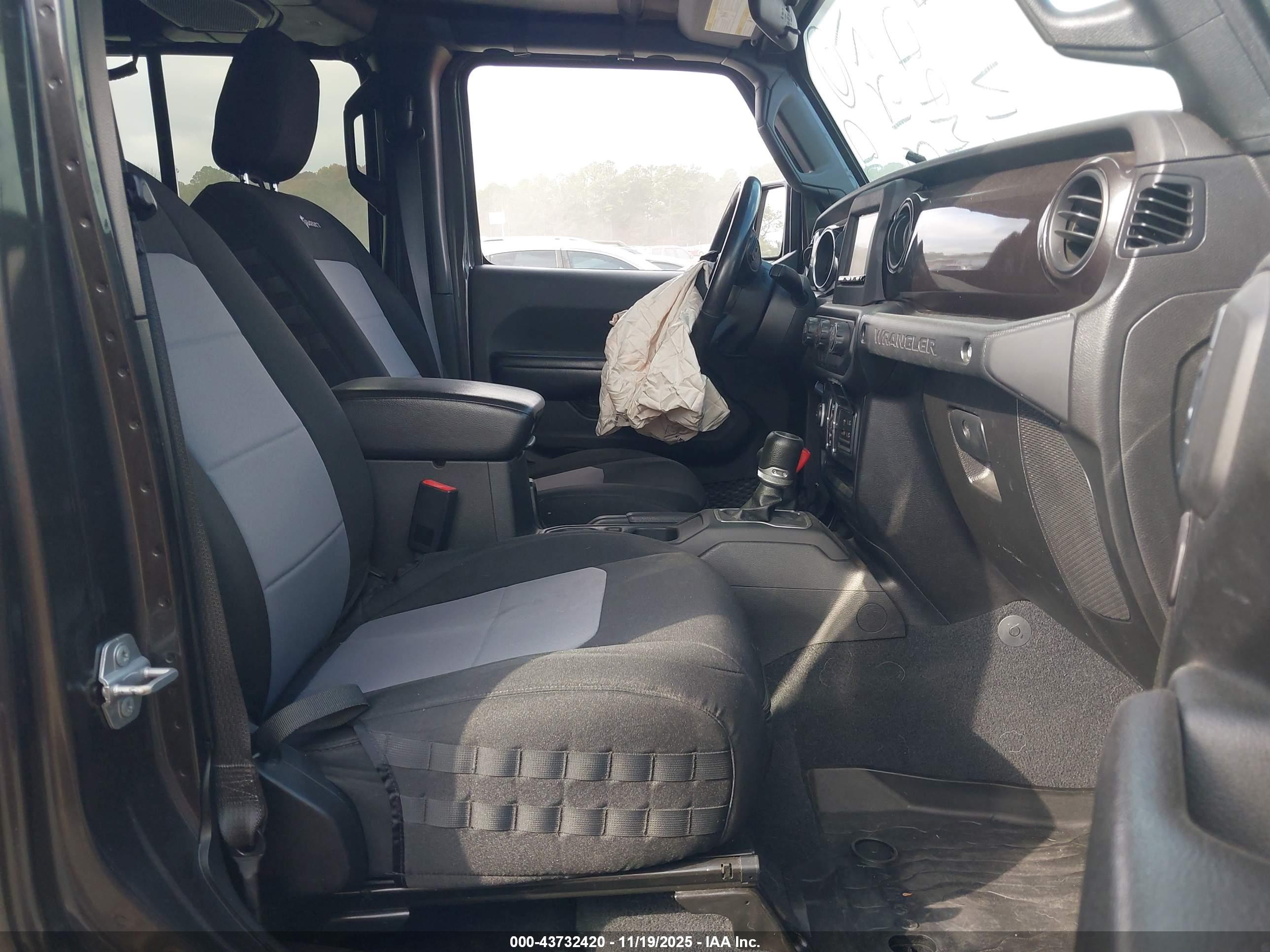 JEEP WRANGLER image 5