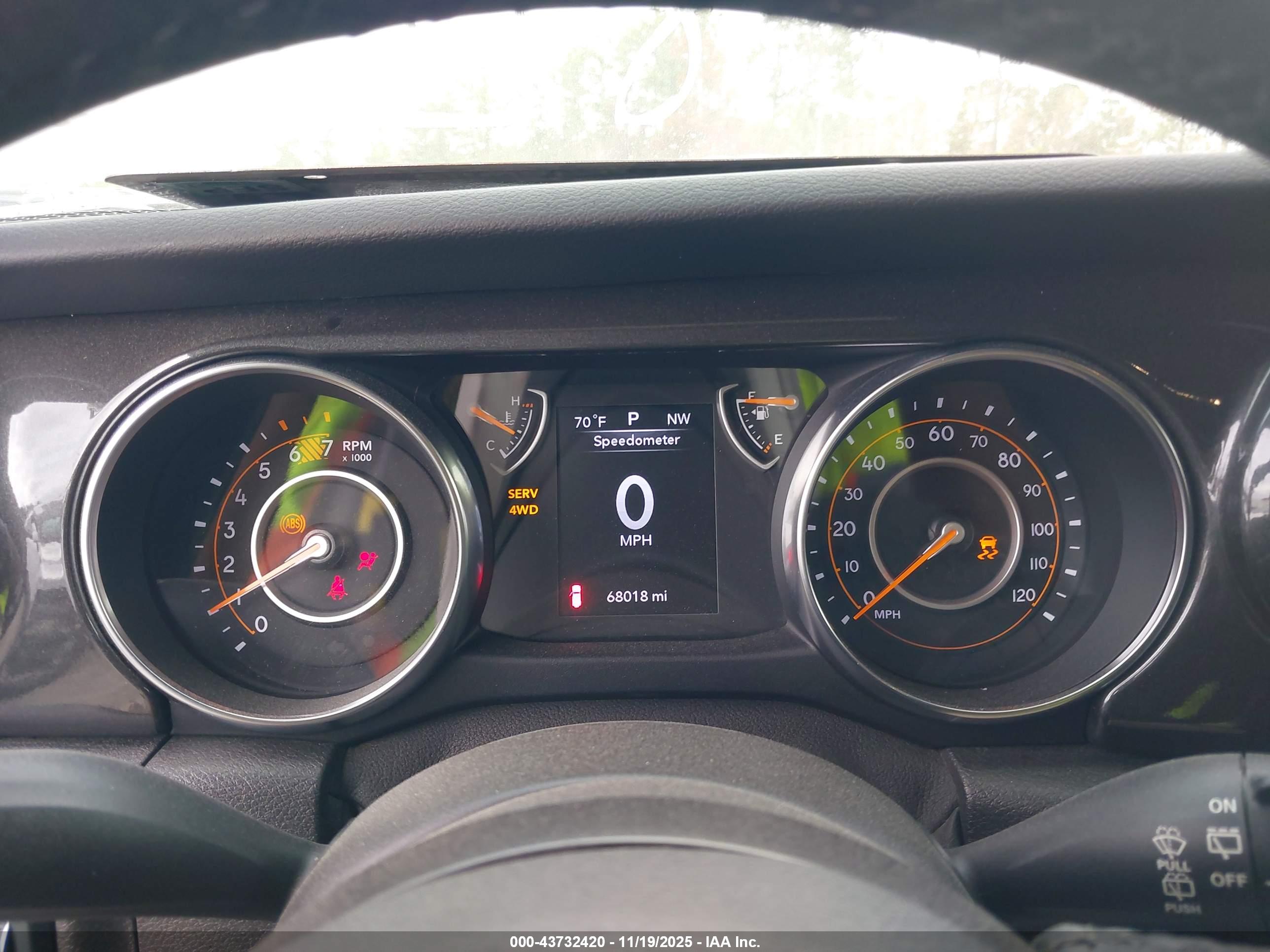 JEEP WRANGLER image 7