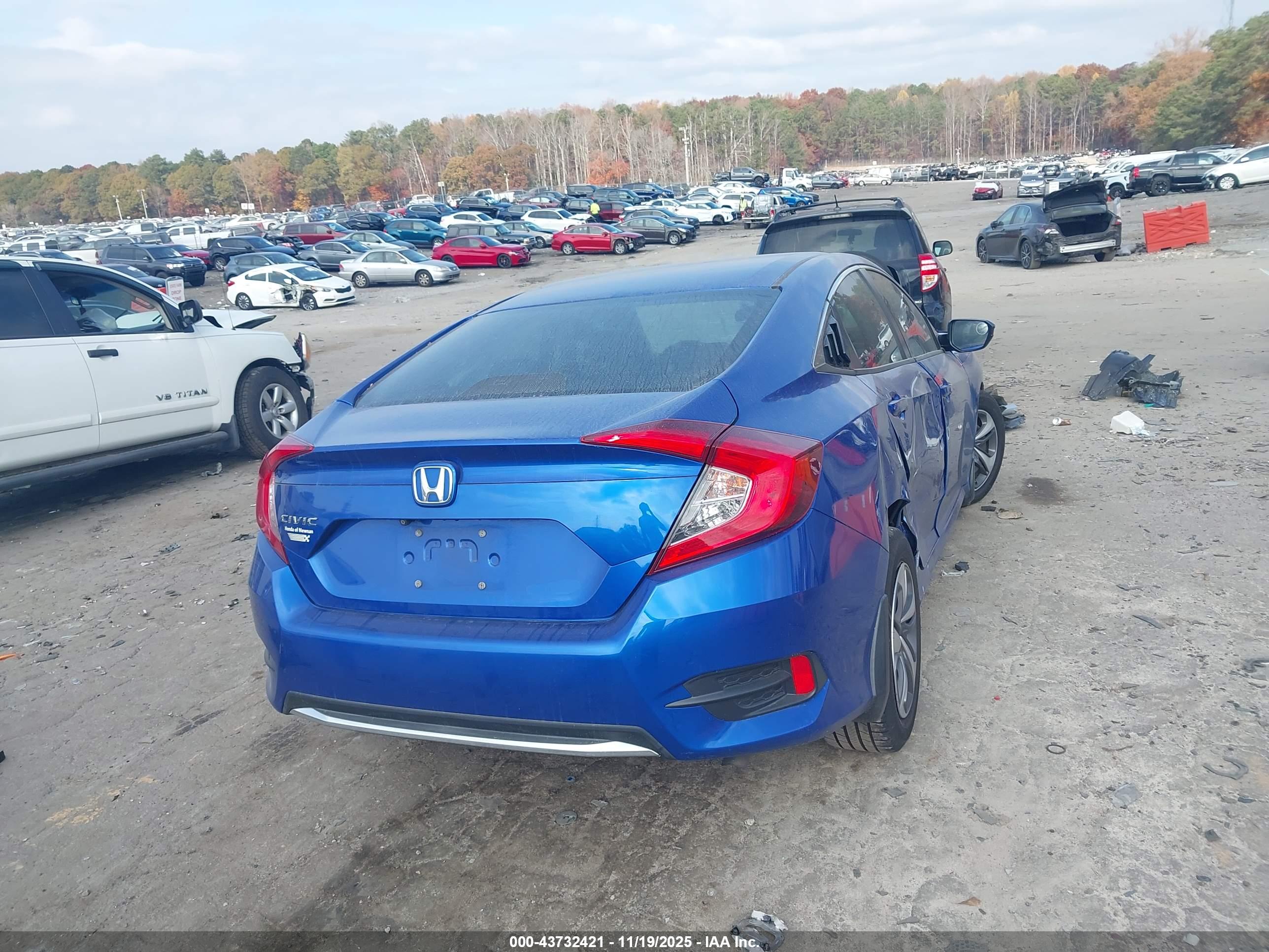 HONDA CIVIC image 4