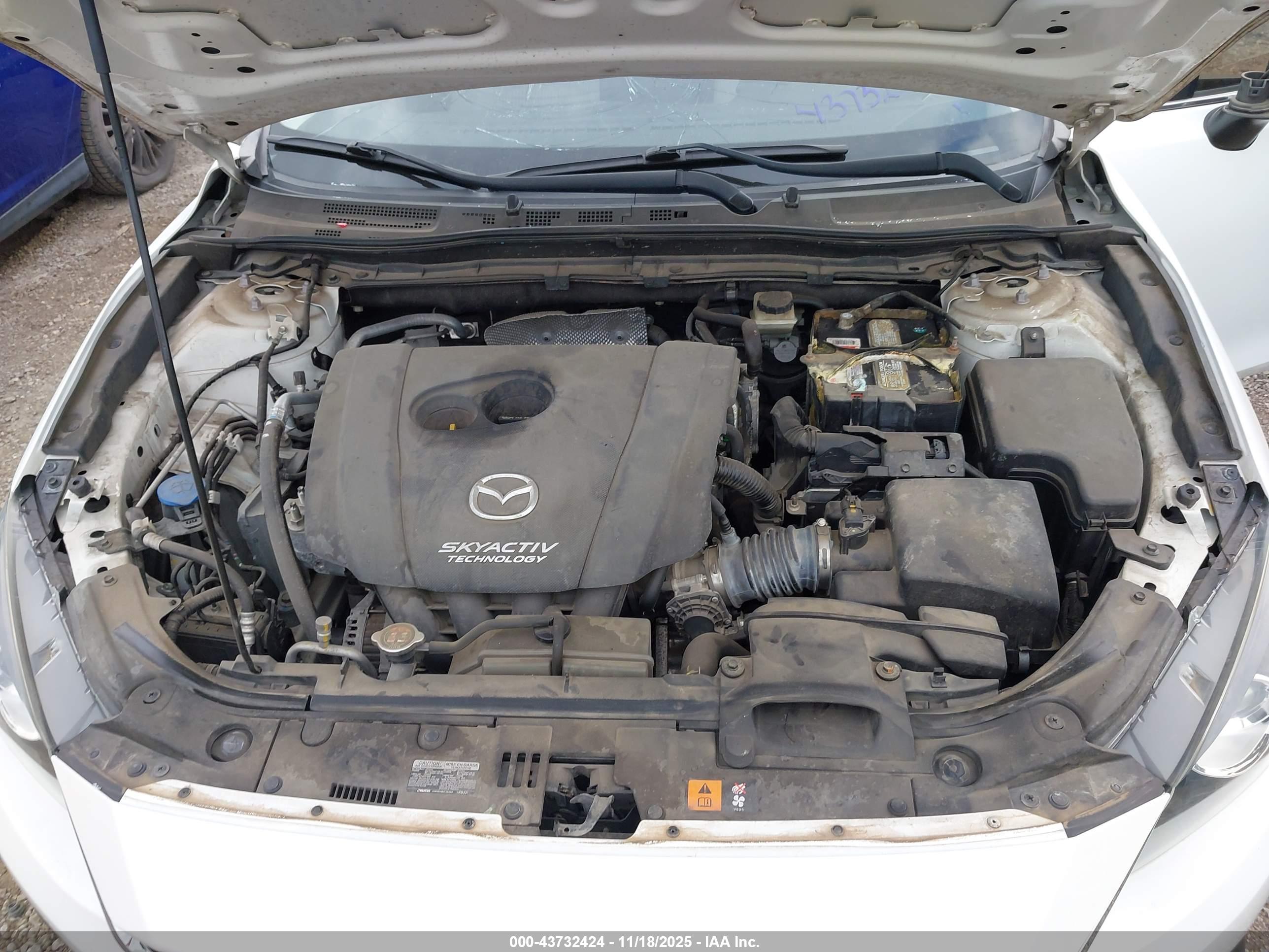 MAZDA MAZDA3 image 10