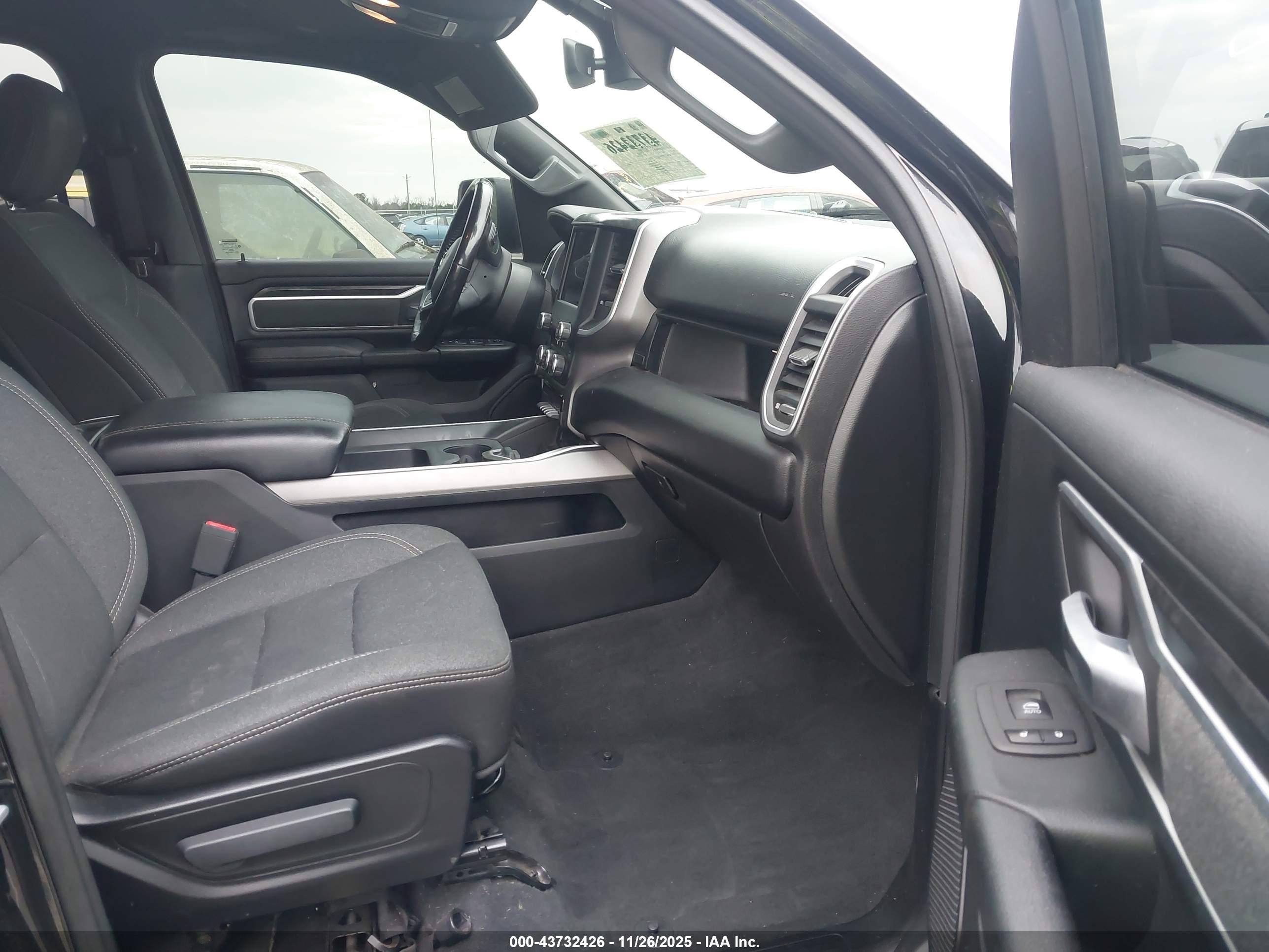 RAM 1500 image 5