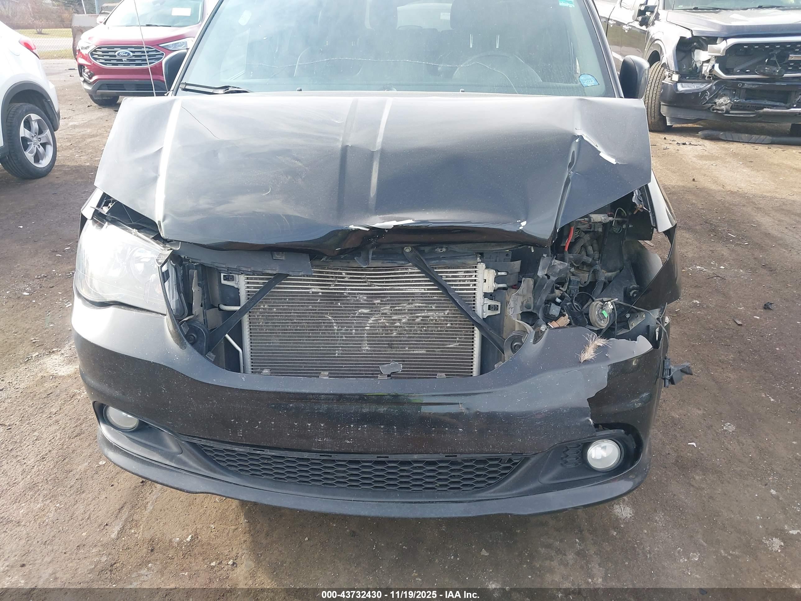 DODGE GRAND image 6
