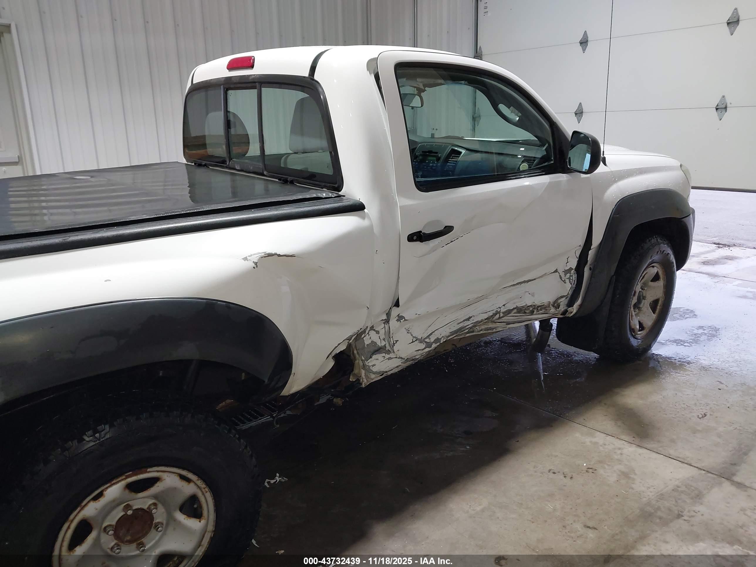 TOYOTA TACOMA image 6